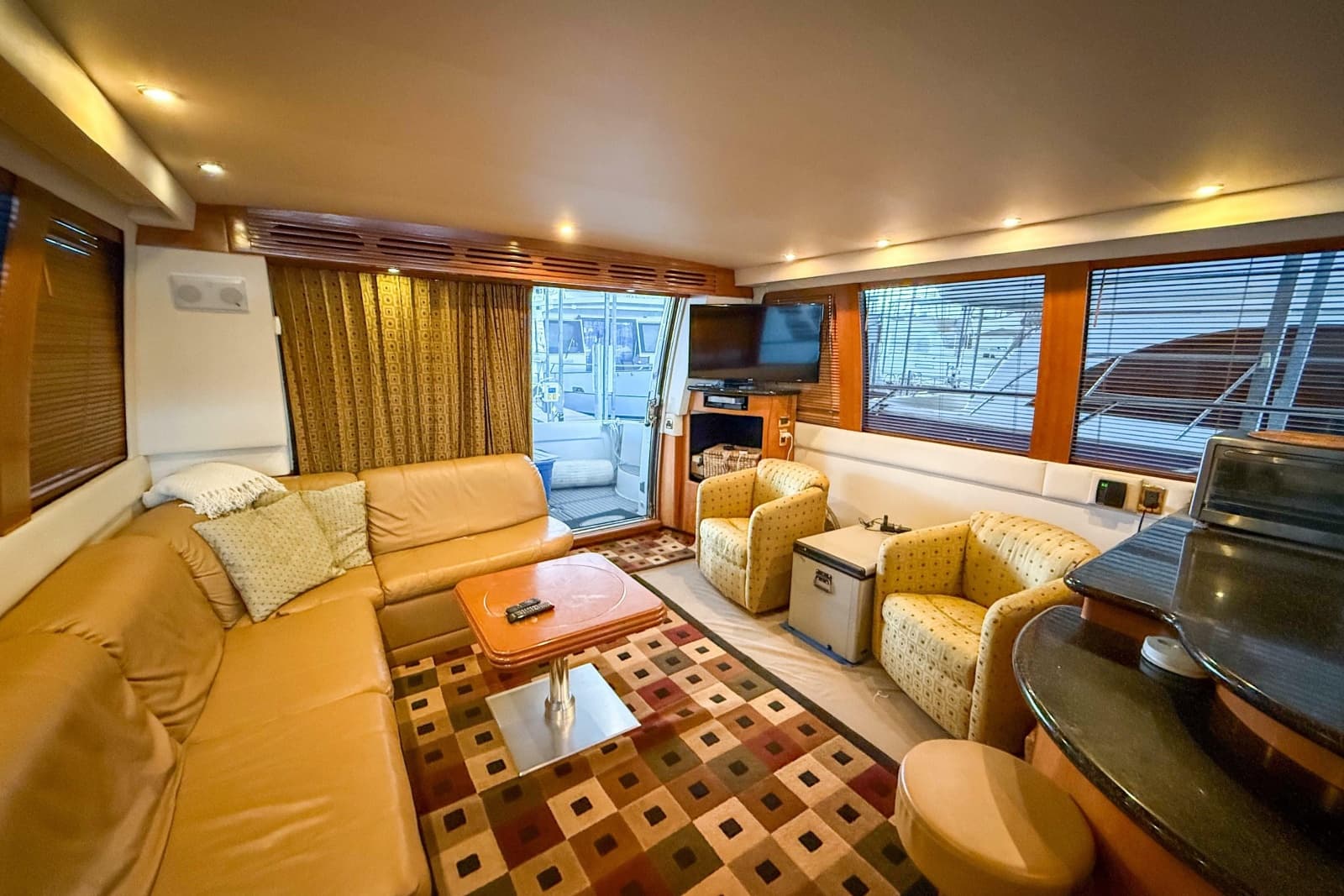 2001 Carver 570 Voyager Pilothouse - Photo 20