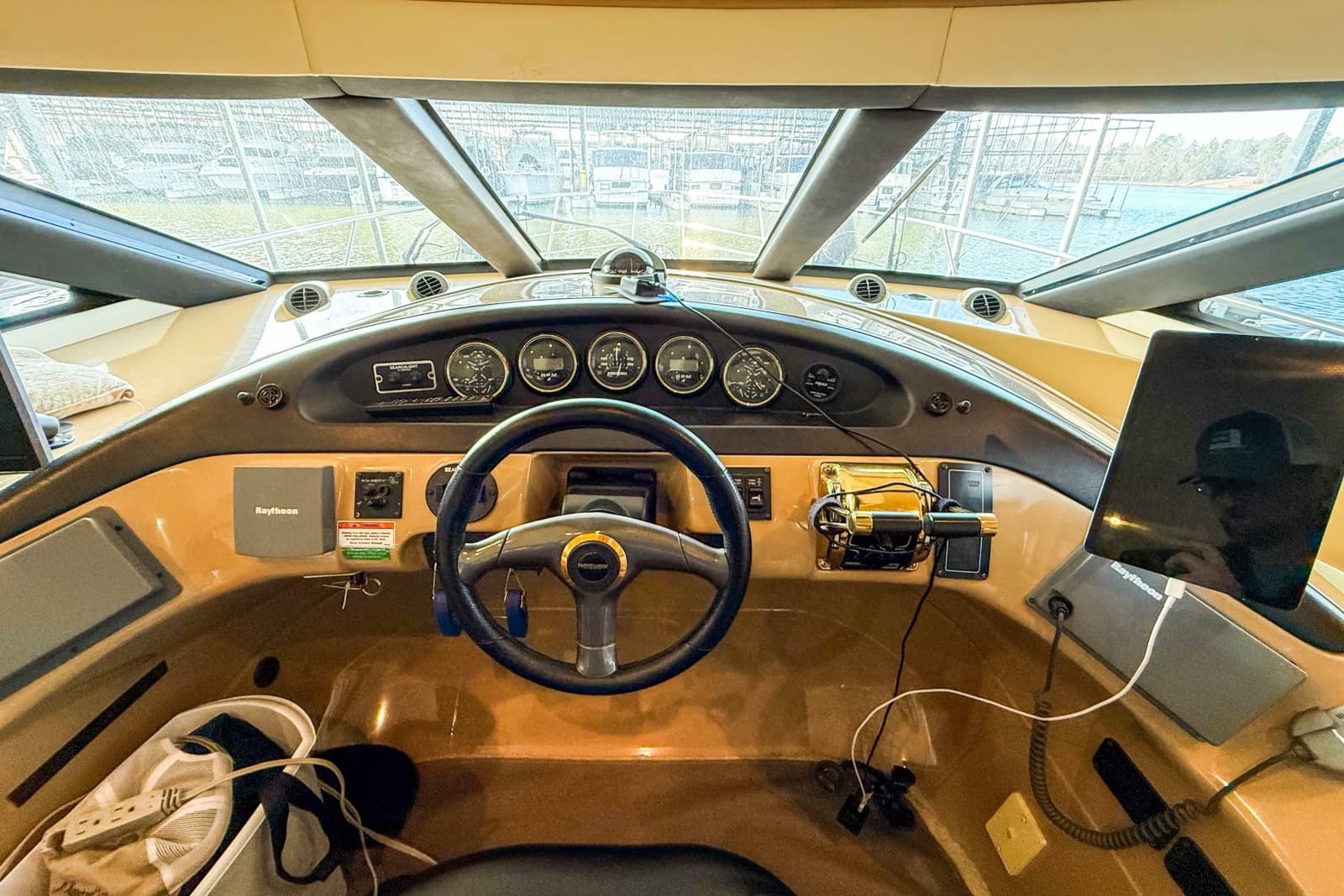 2001 Carver 570 Voyager Pilothouse - Photo 29