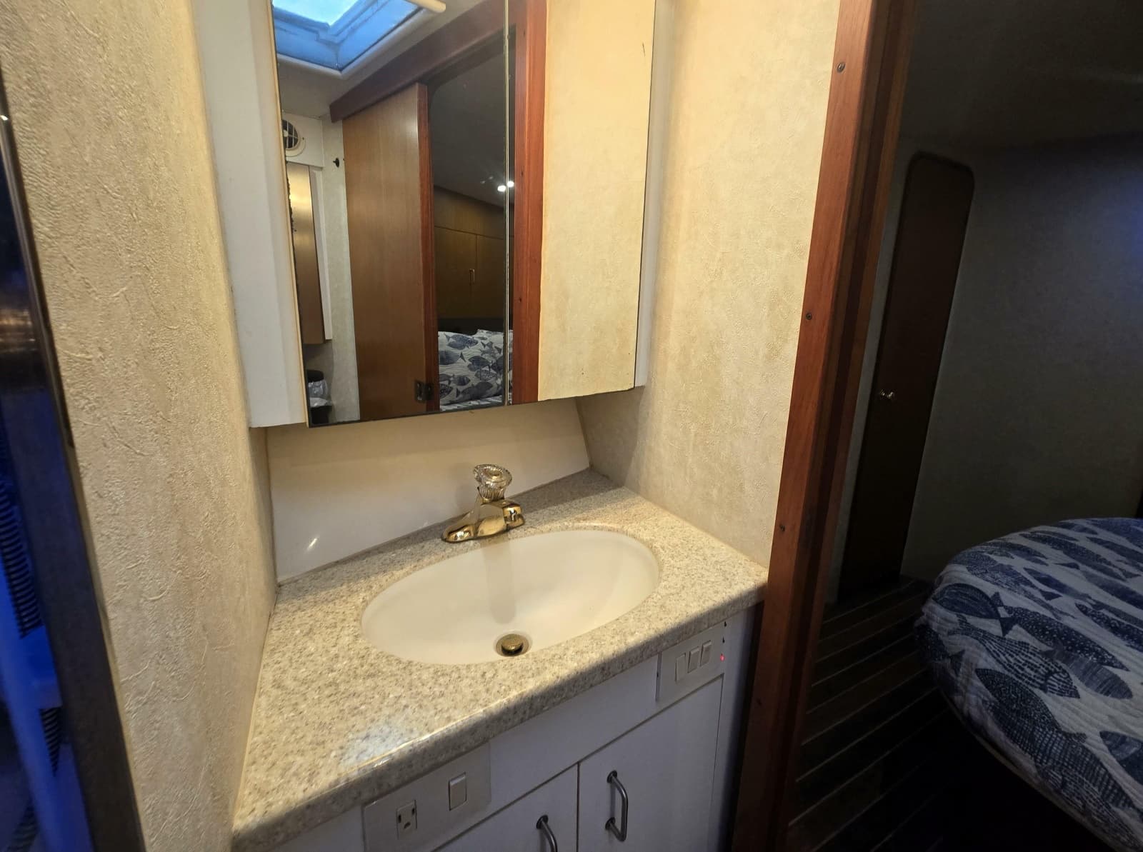 2001 Ocean Yachts 43 Super Sport - Photo 16