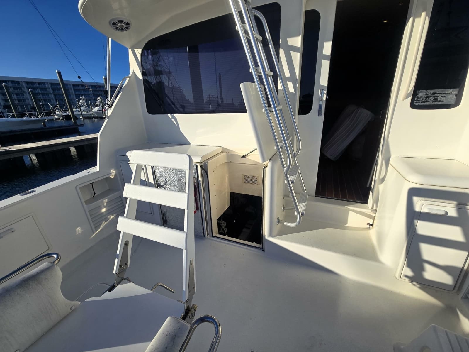 2001 Ocean Yachts 43 Super Sport - Photo 27