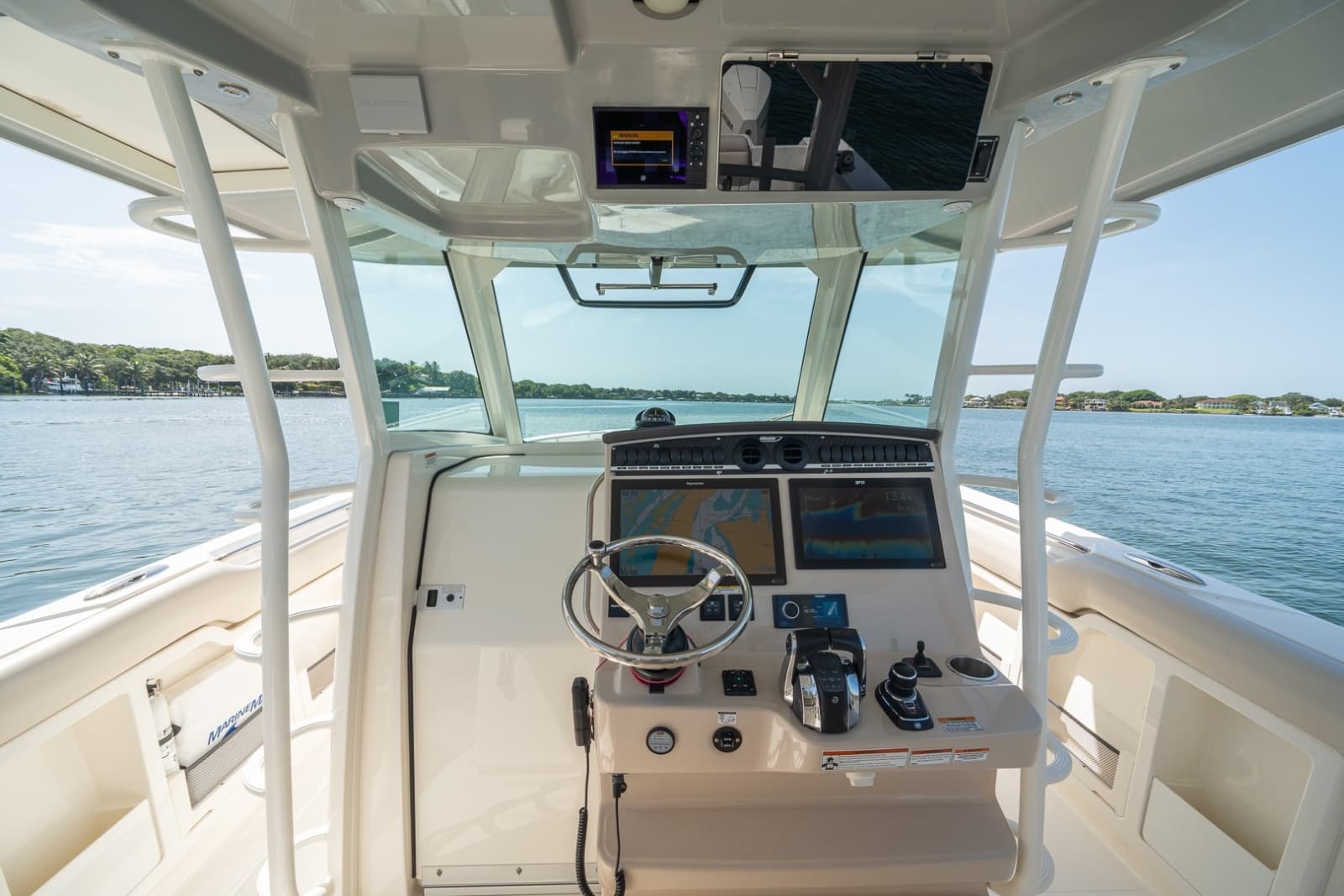 2021 Boston Whaler 380 Outrage - Photo 31