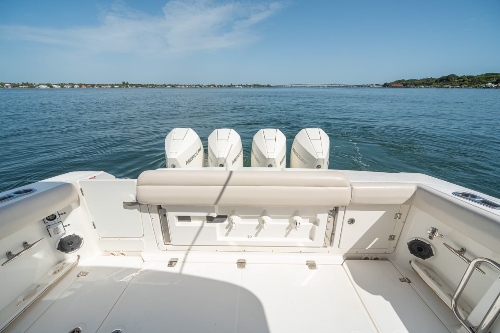 2021 Boston Whaler 380 Outrage - Photo 18