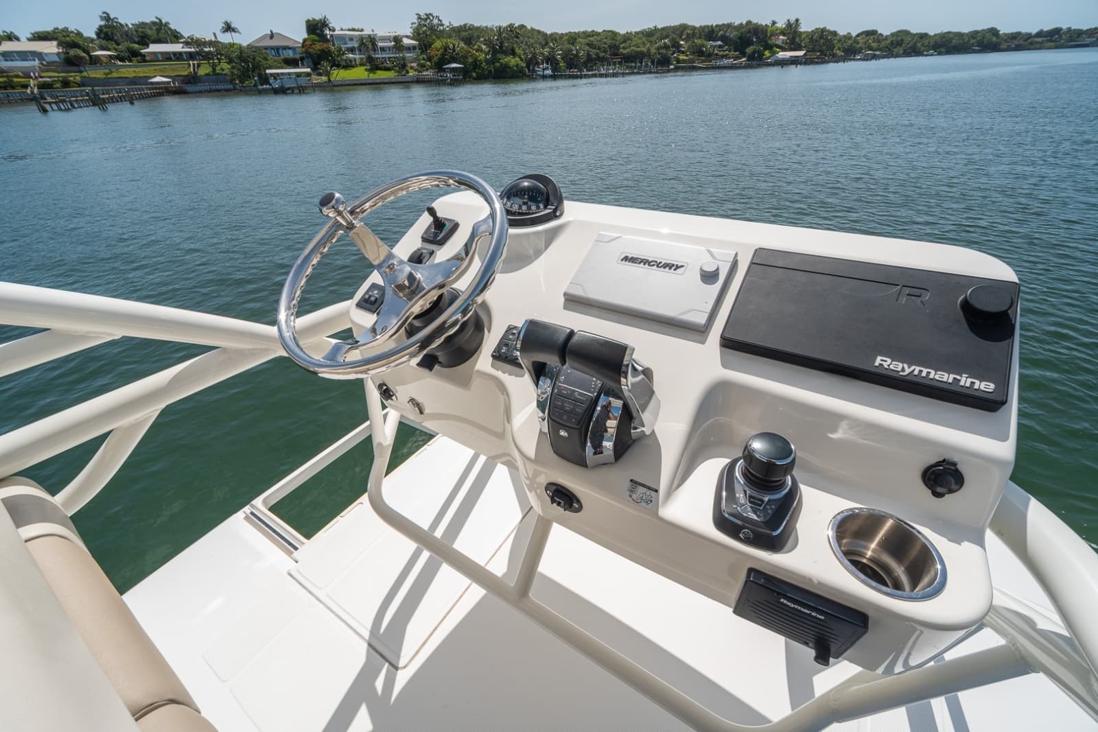 2021 Boston Whaler 380 Outrage - Photo 40