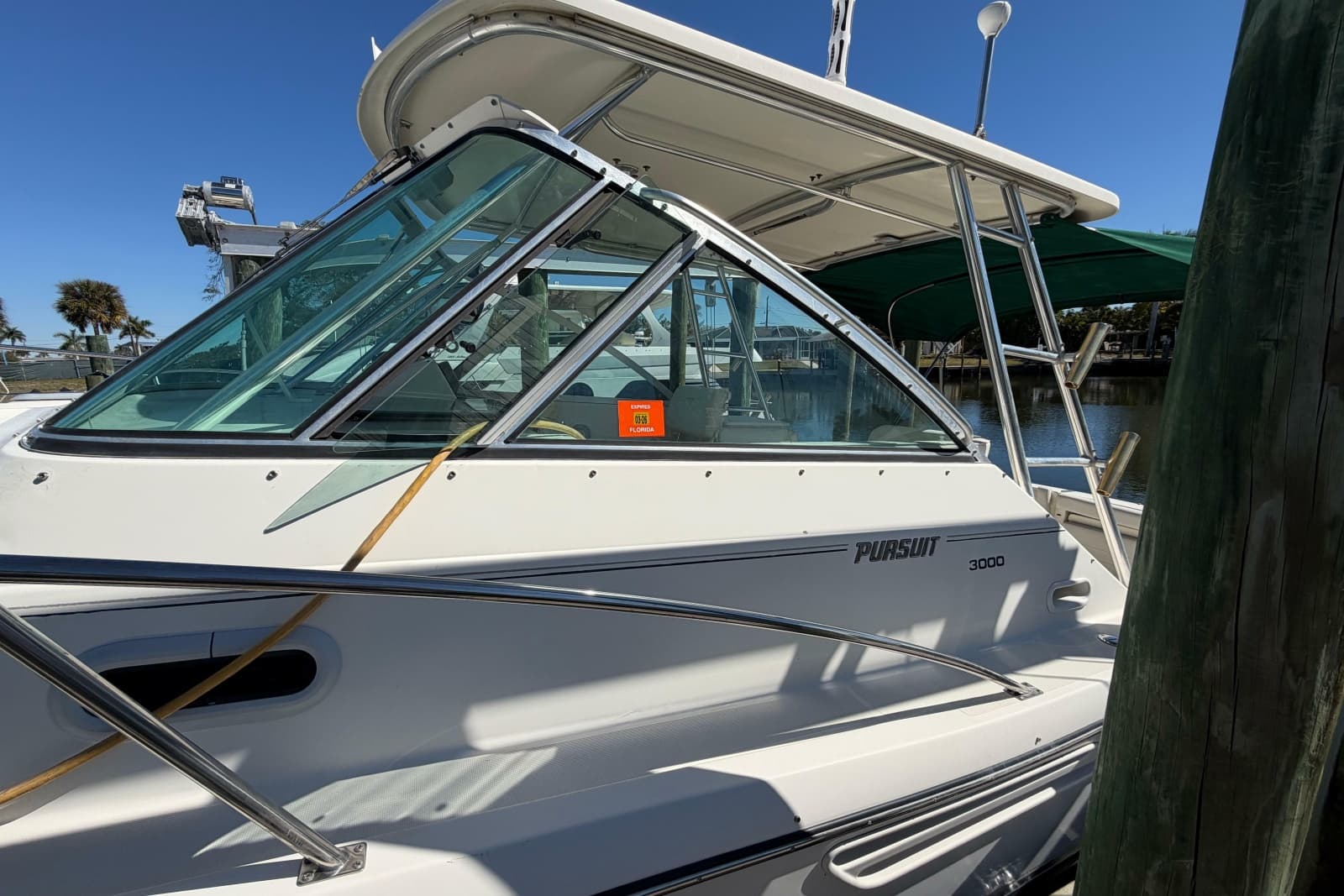 2001 Pursuit 3000 Express - Photo 4