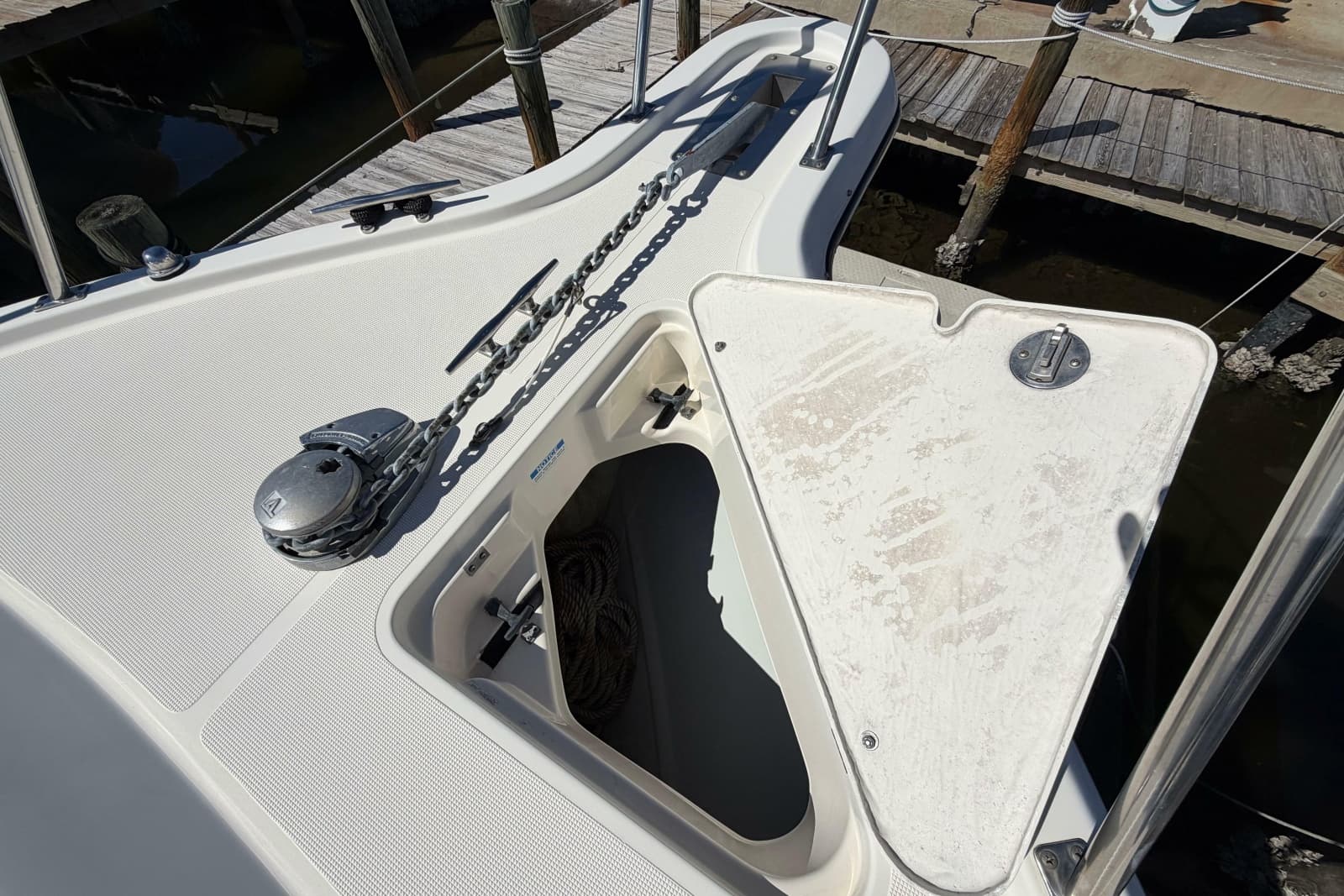 2001 Pursuit 3000 Express - Photo 13