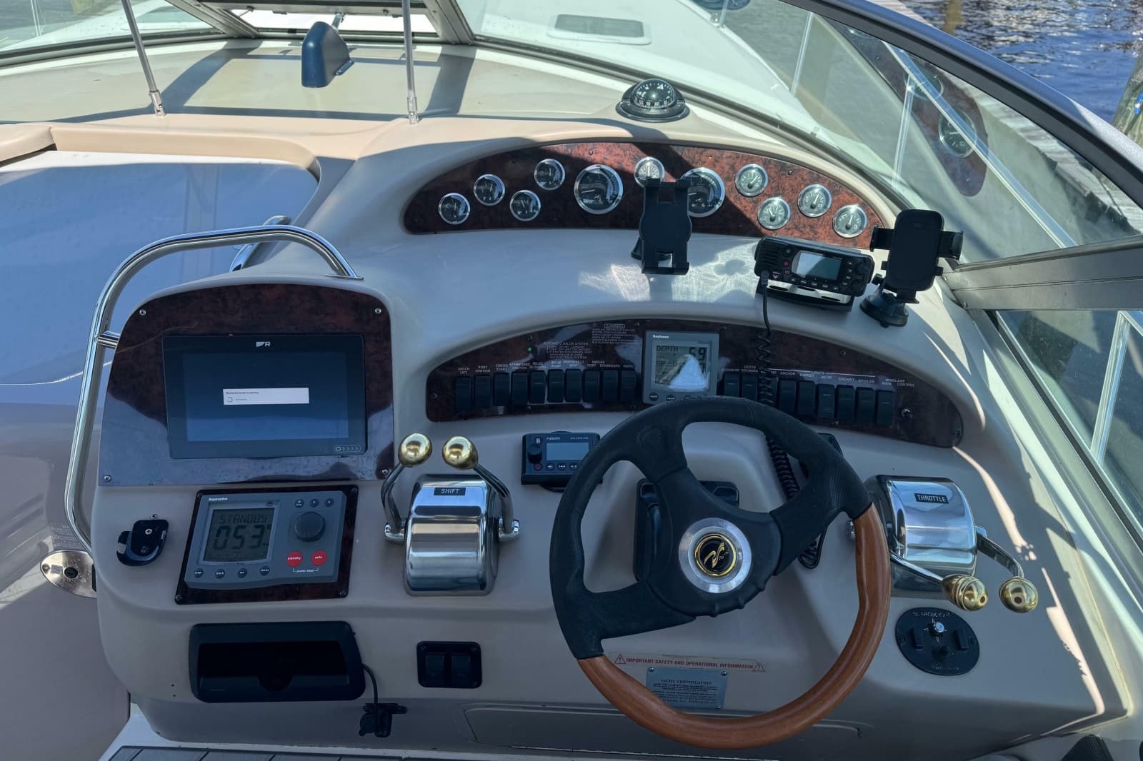 2001 Sea Ray 340 Sundancer - Photo 19