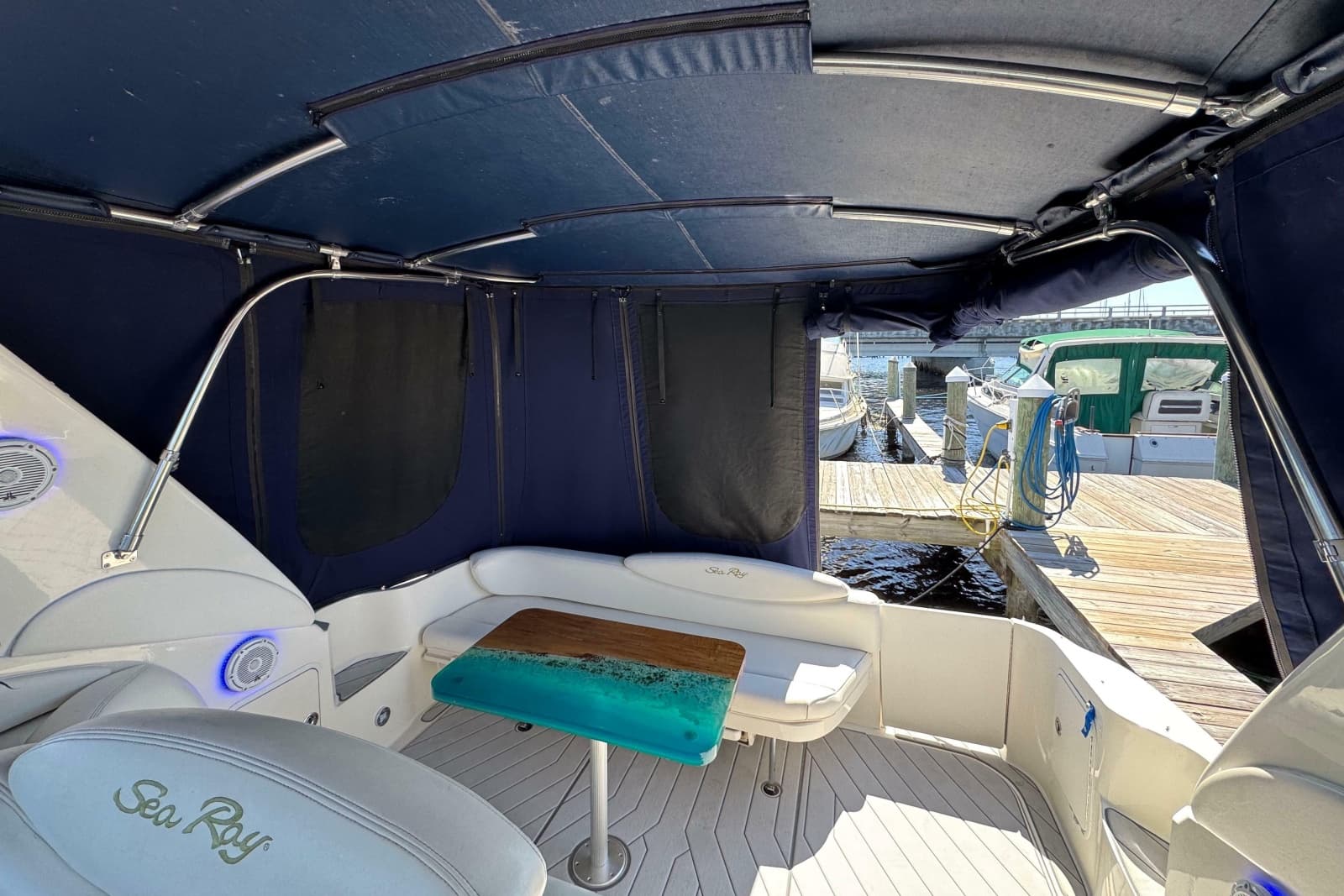 2001 Sea Ray 340 Sundancer - Photo 9