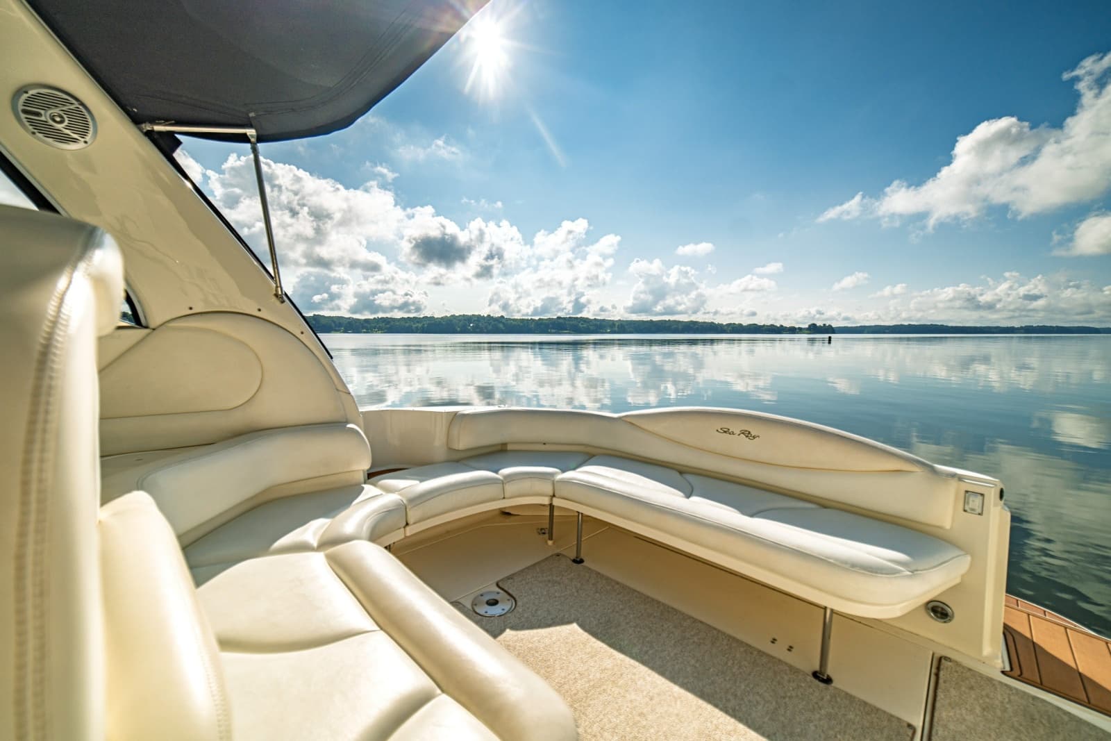2001 Sea Ray 380 Sundancer - Photo 34