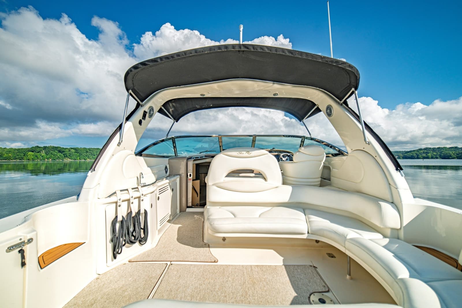 2001 Sea Ray 380 Sundancer - Photo 35