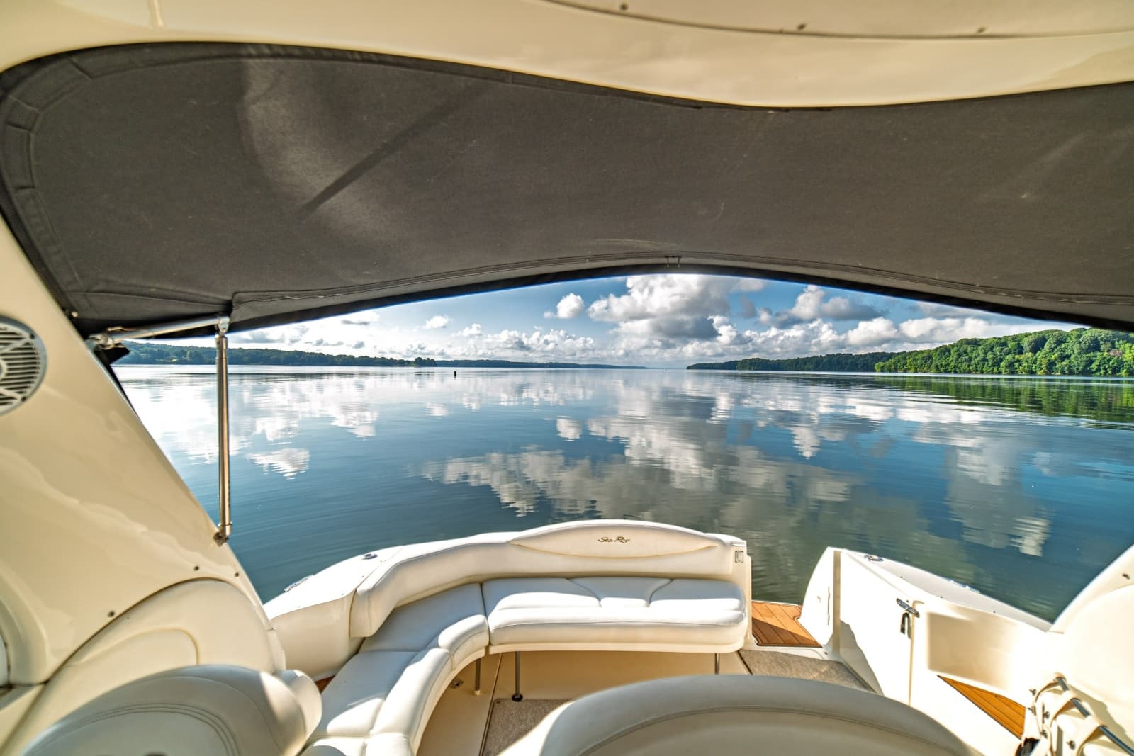 2001 Sea Ray 380 Sundancer - Photo 47