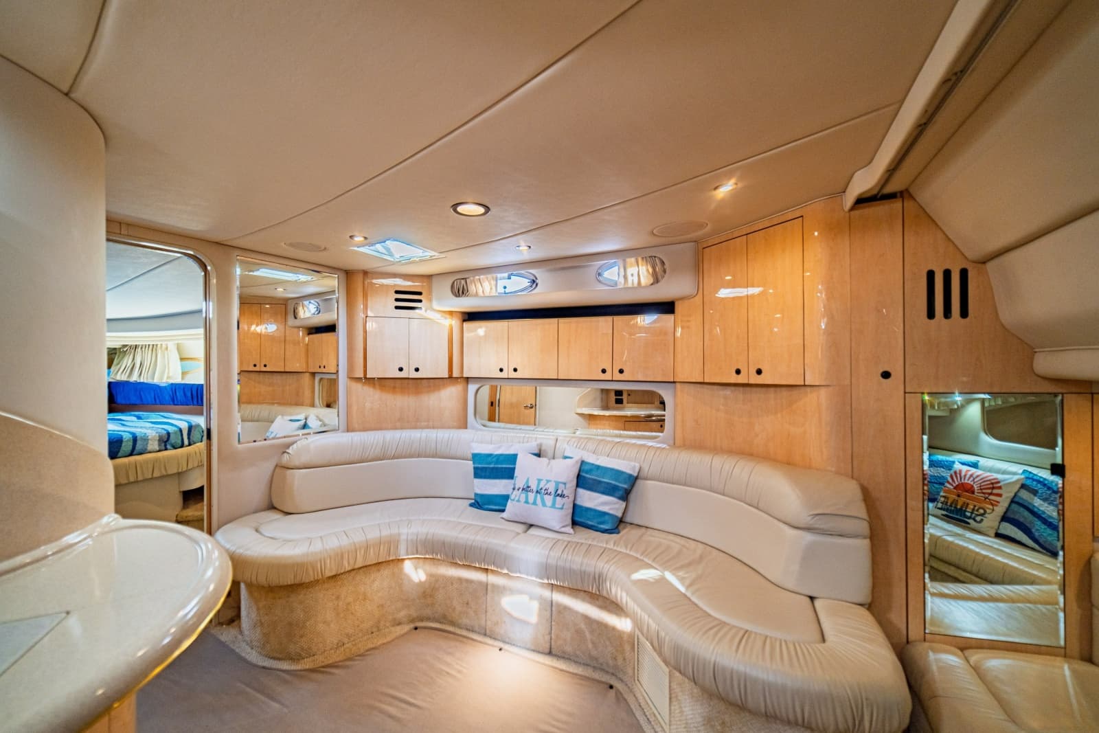 2001 Sea Ray 380 Sundancer - Photo 56