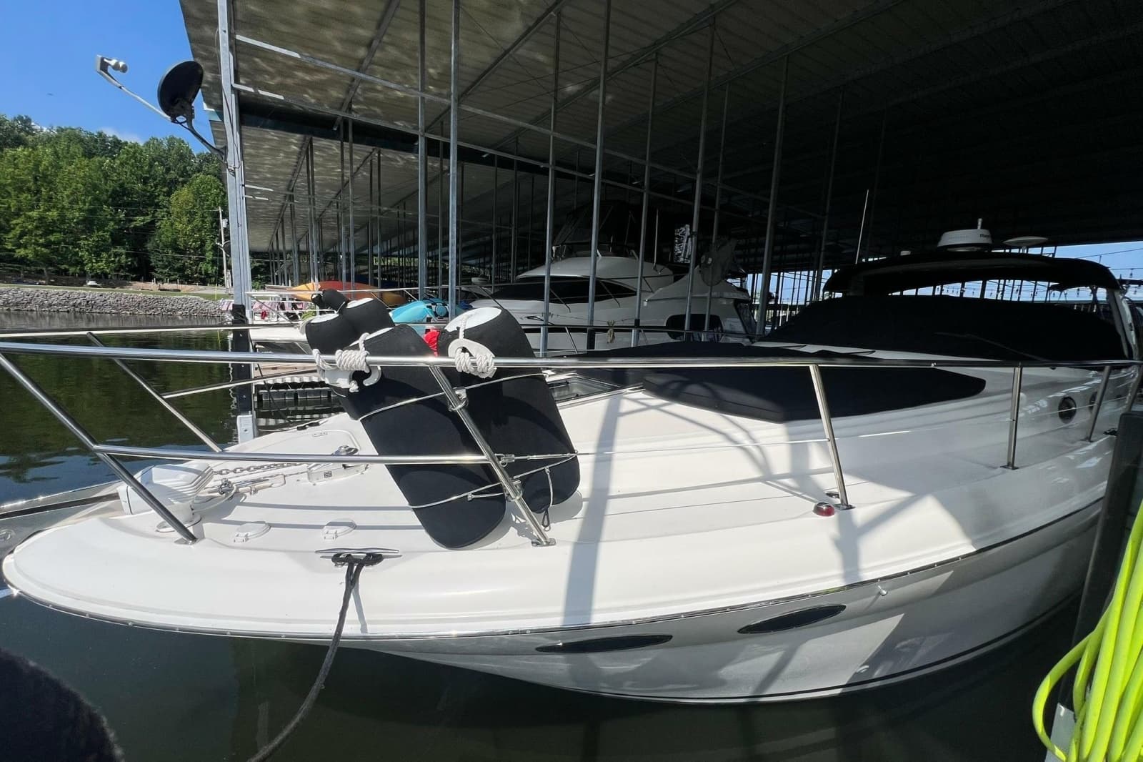 2001 Sea Ray 380 Sundancer - Photo 3