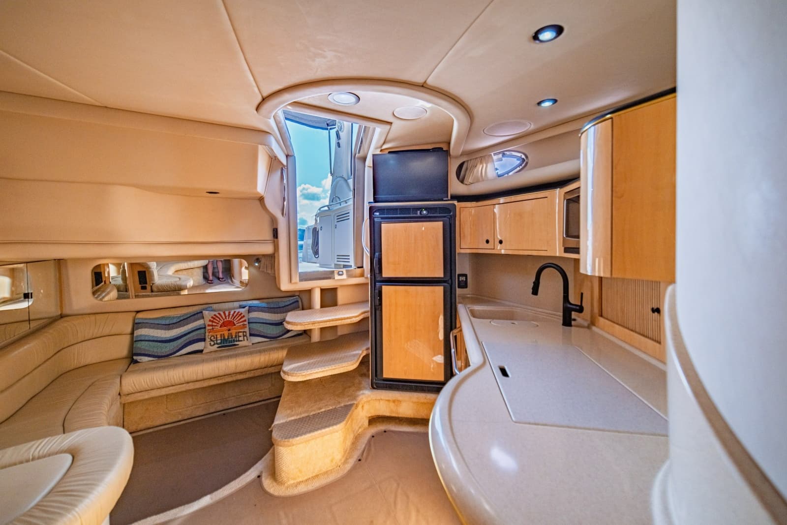 2001 Sea Ray 380 Sundancer - Photo 52