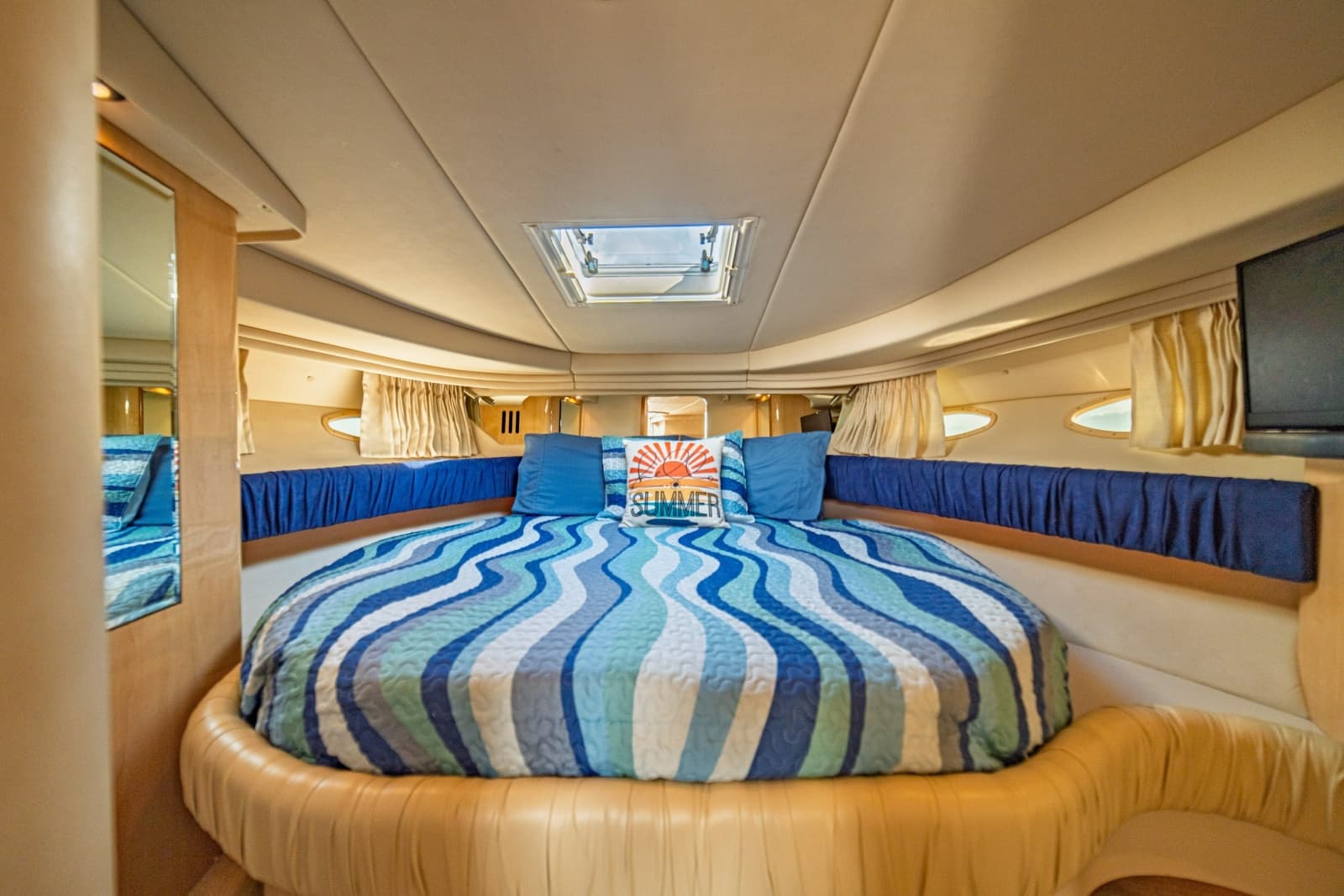 2001 Sea Ray 380 Sundancer - Photo 59