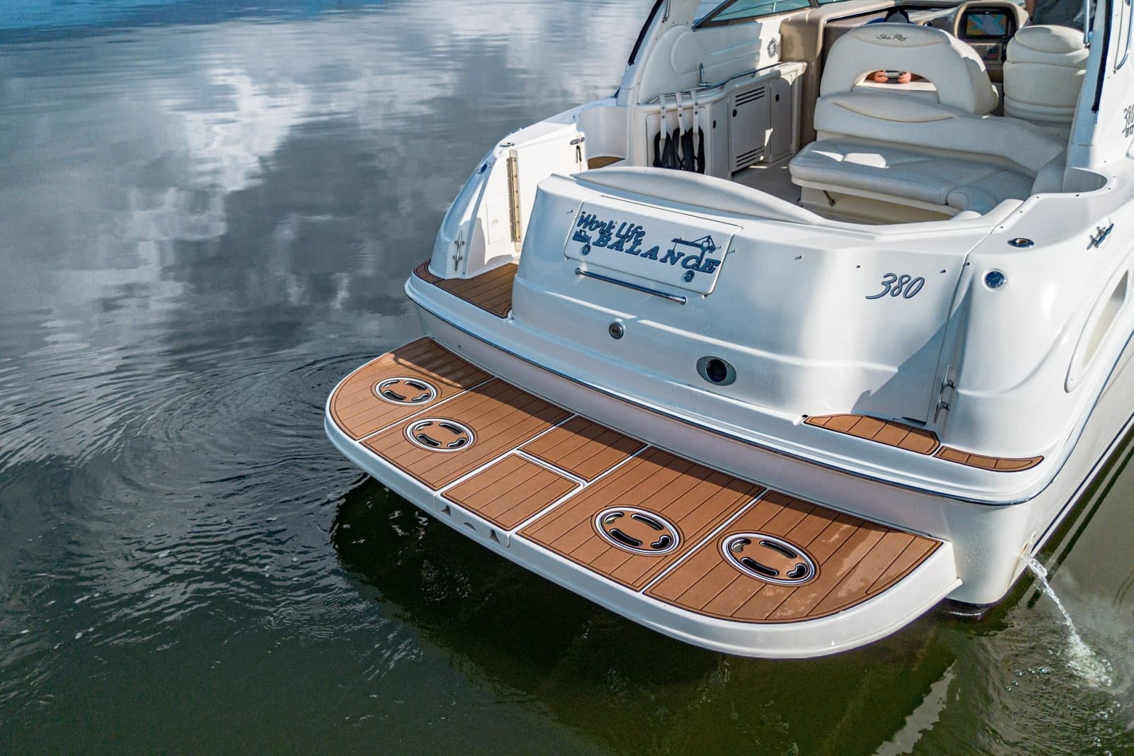 2001 Sea Ray 380 Sundancer - Photo 21