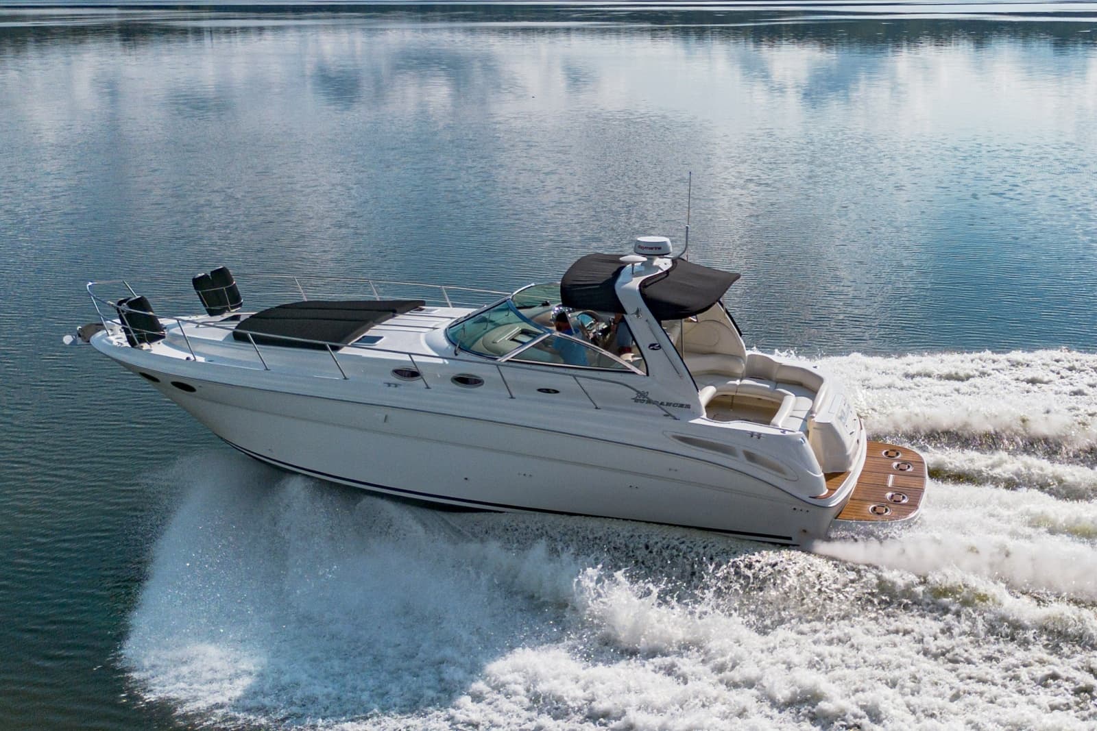 2001 Sea Ray 380 Sundancer - Photo 16