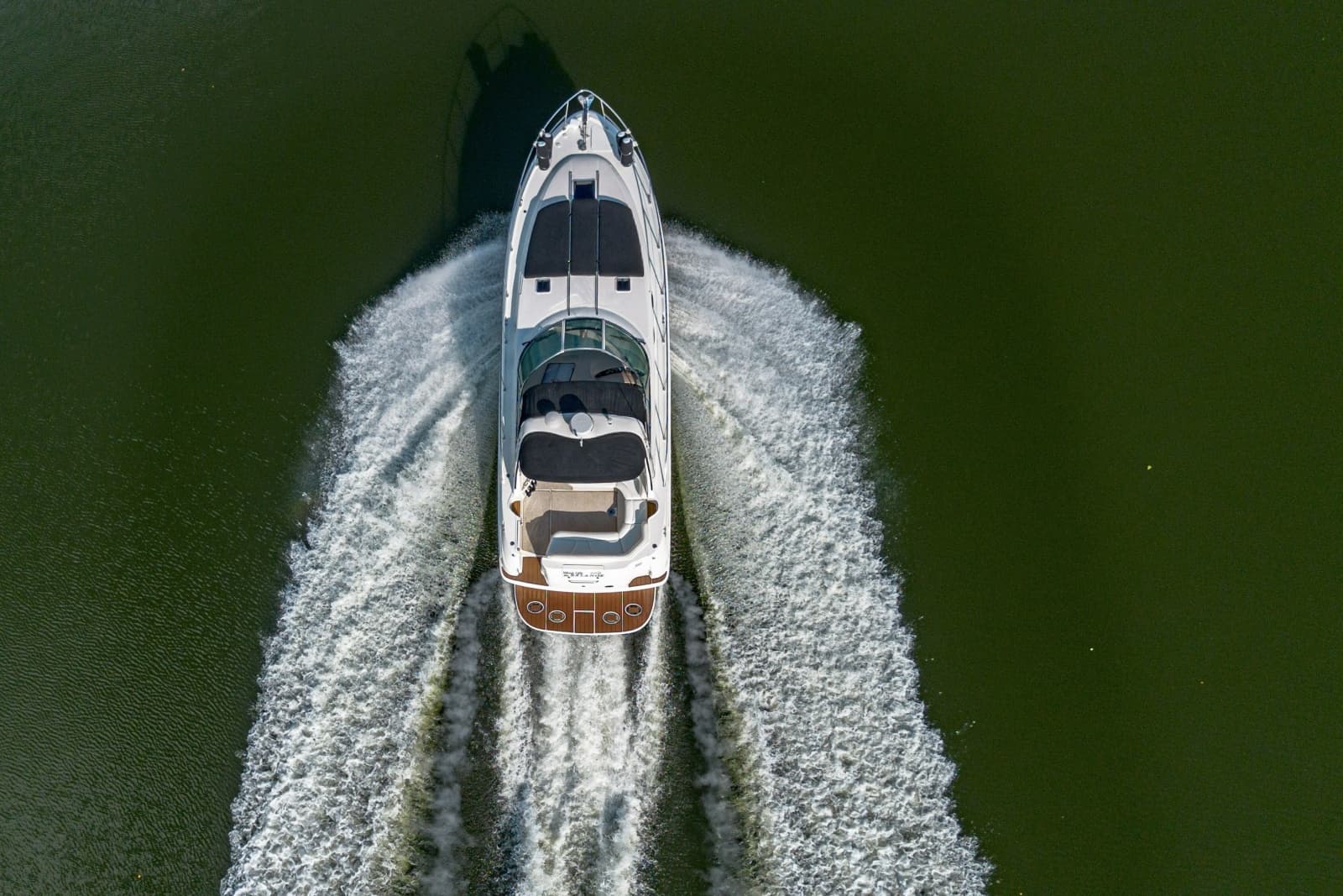 2001 Sea Ray 380 Sundancer - Photo 10