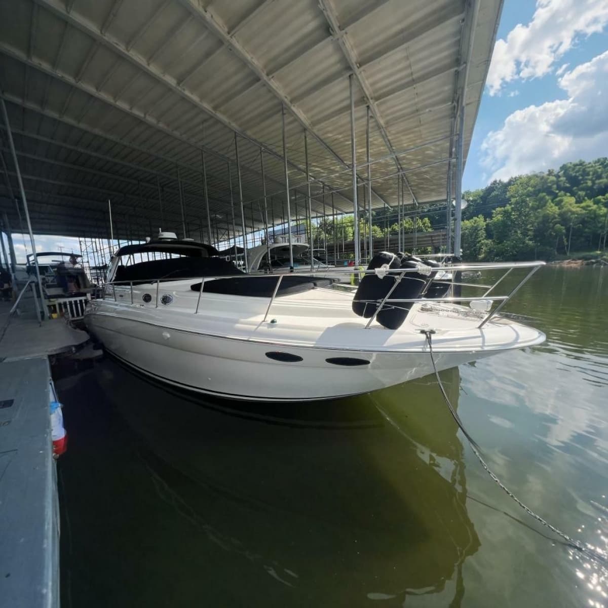 2001 Sea Ray 380 Sundancer - Photo 2