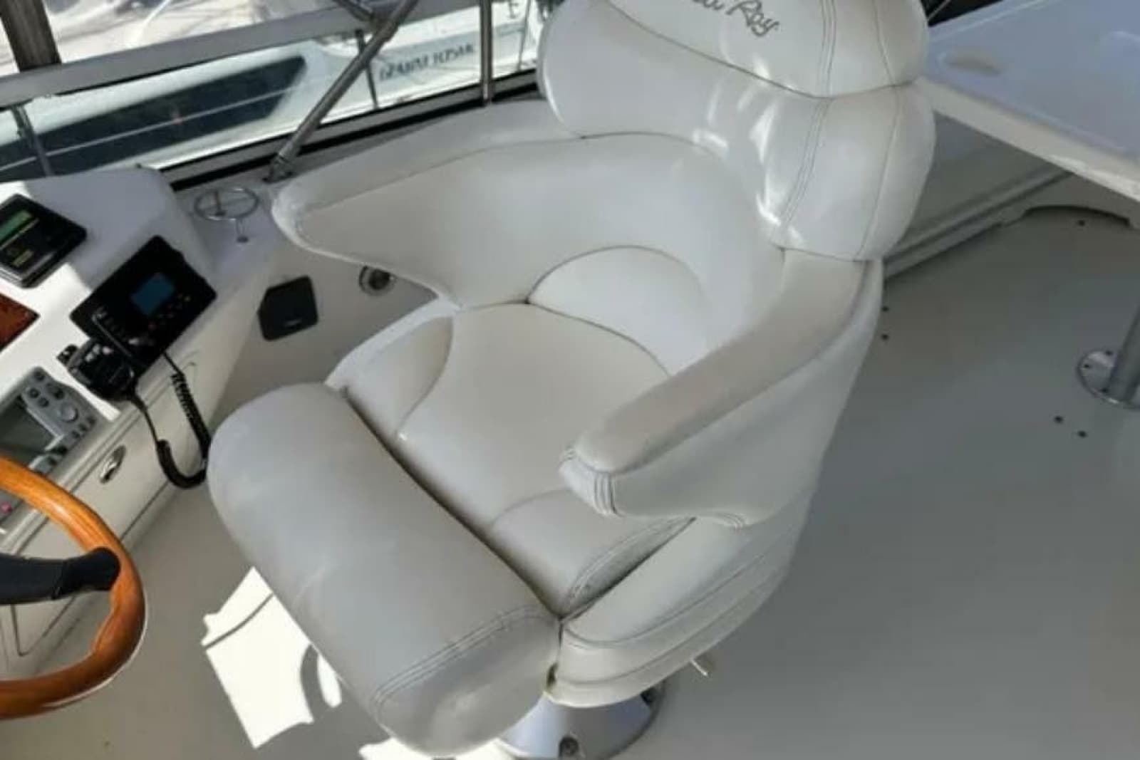 2001 Sea Ray 400 Sedan Bridge - Photo 9