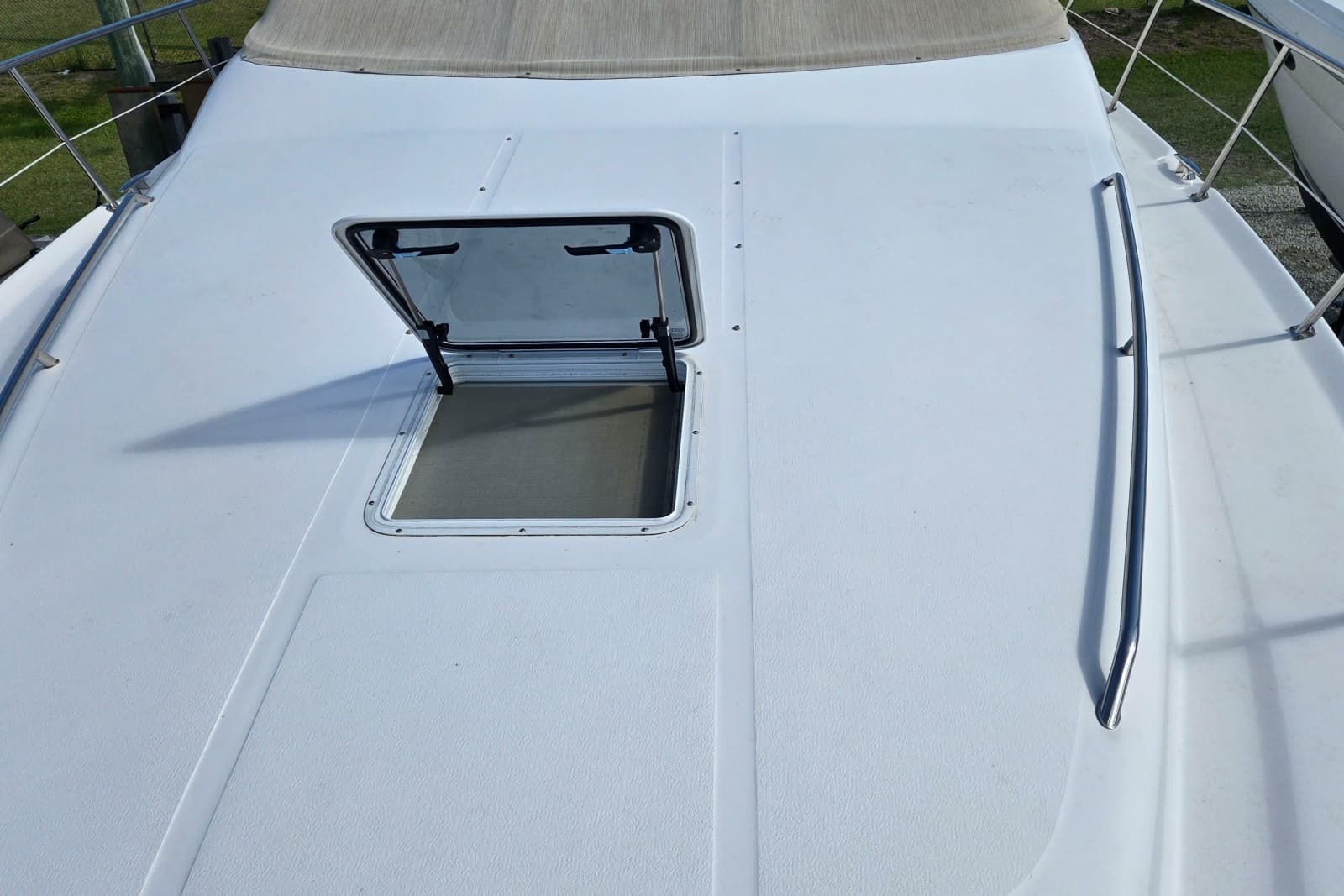2001 Sea Ray 400 Sedan Bridge - Photo 28