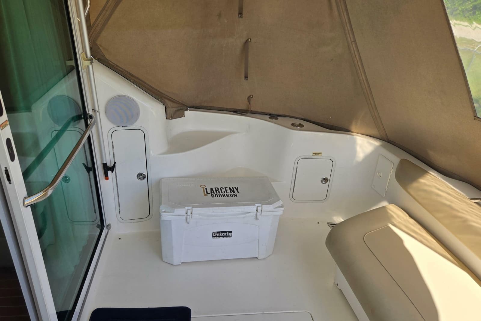 2001 Sea Ray 400 Sedan Bridge - Photo 21