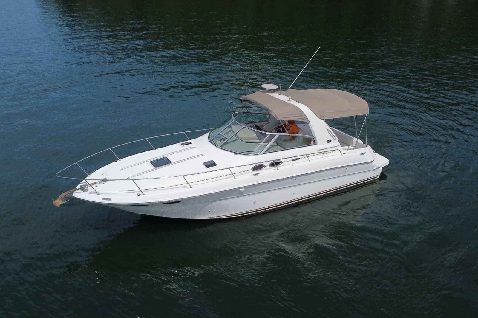 2001 Sea Ray Sundancer 310 - Photo 2