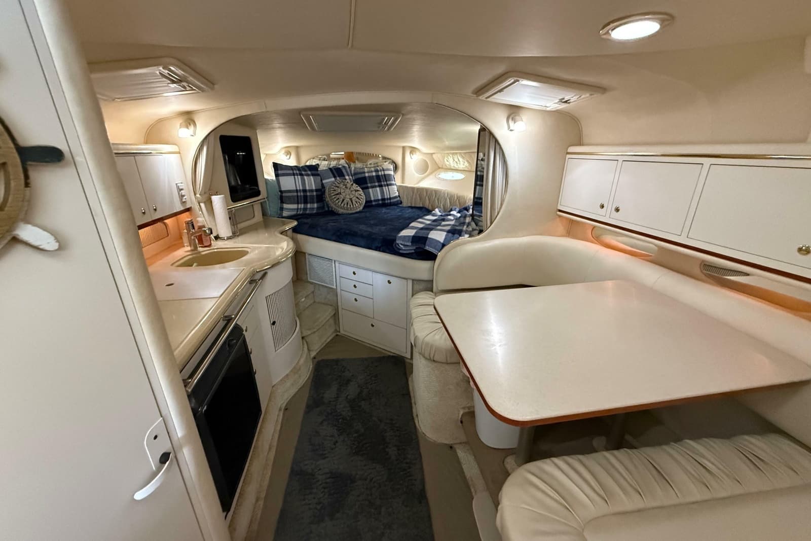 2001 Sea Ray Sundancer 310 - Photo 14