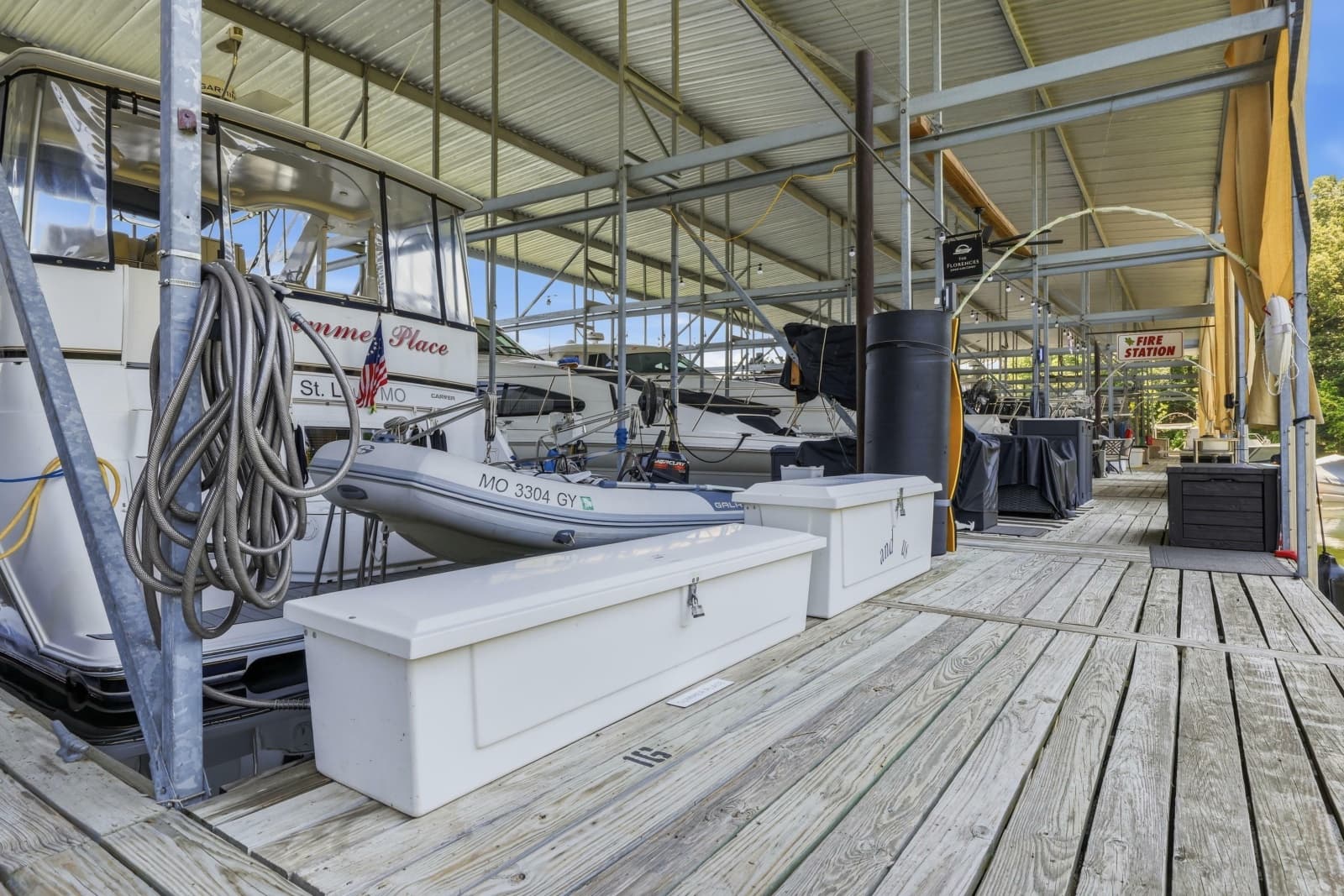 2000 Carver 406 Aft Cabin Motor Yacht - Photo 38