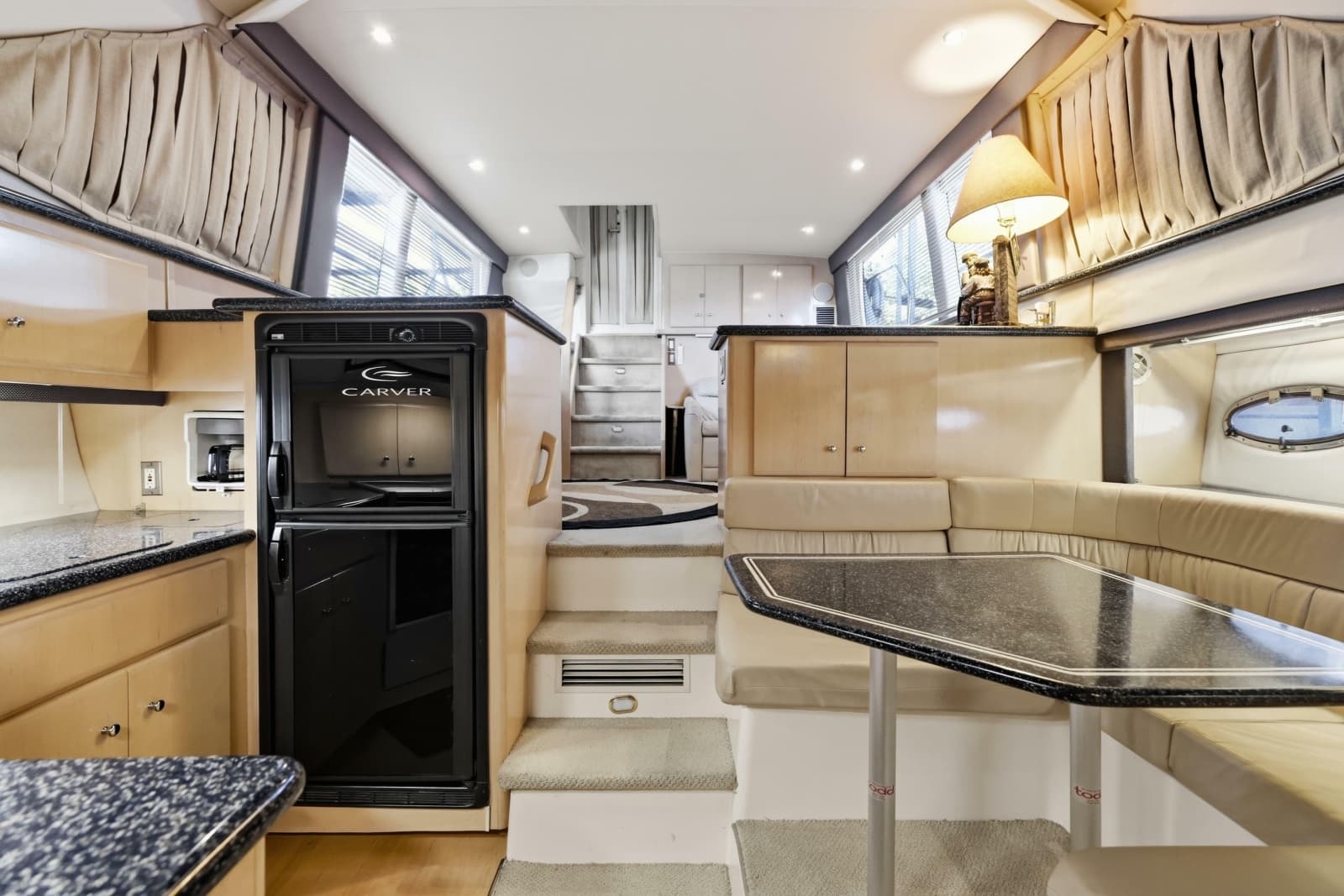2000 Carver 406 Aft Cabin Motor Yacht - Photo 51