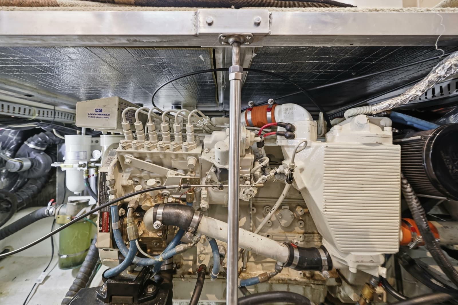 2000 Carver 406 Aft Cabin Motor Yacht - Photo 73
