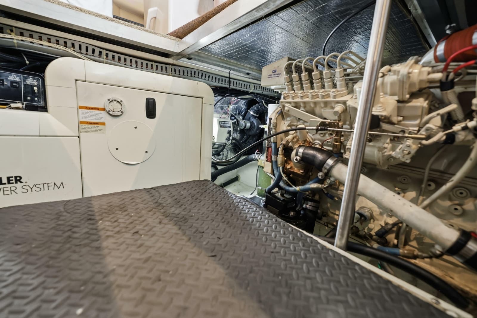 2000 Carver 406 Aft Cabin Motor Yacht - Photo 72