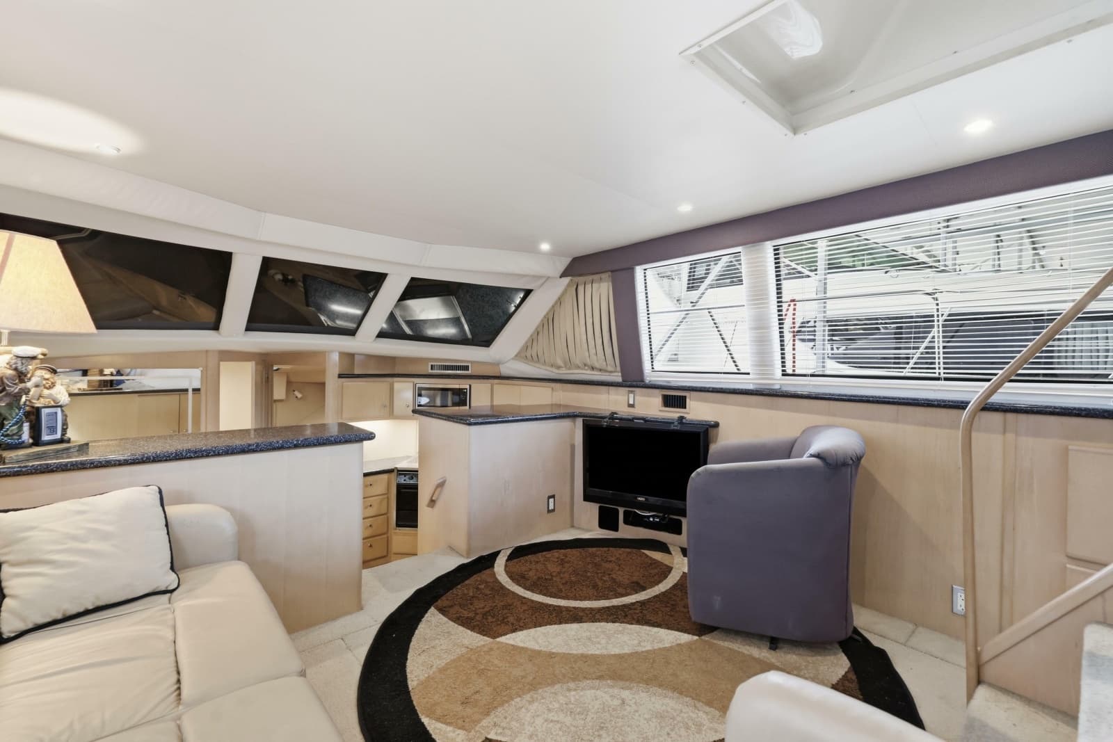 2000 Carver 406 Aft Cabin Motor Yacht - Photo 46