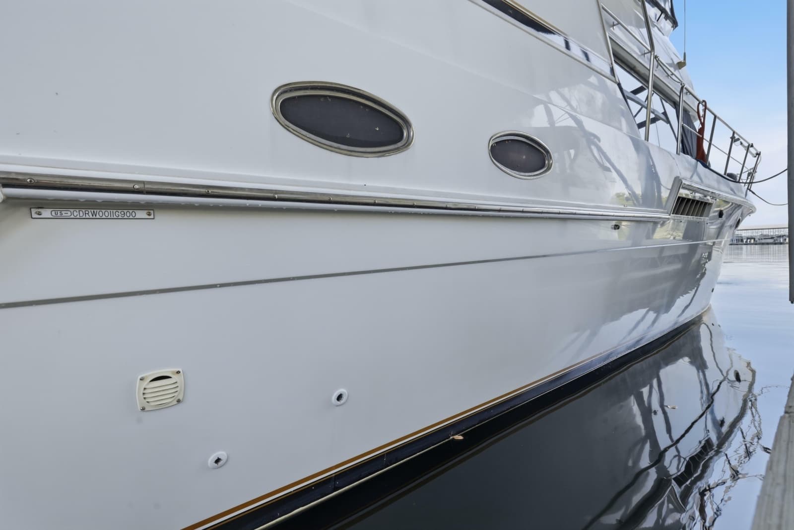 2000 Carver 406 Aft Cabin Motor Yacht - Photo 33