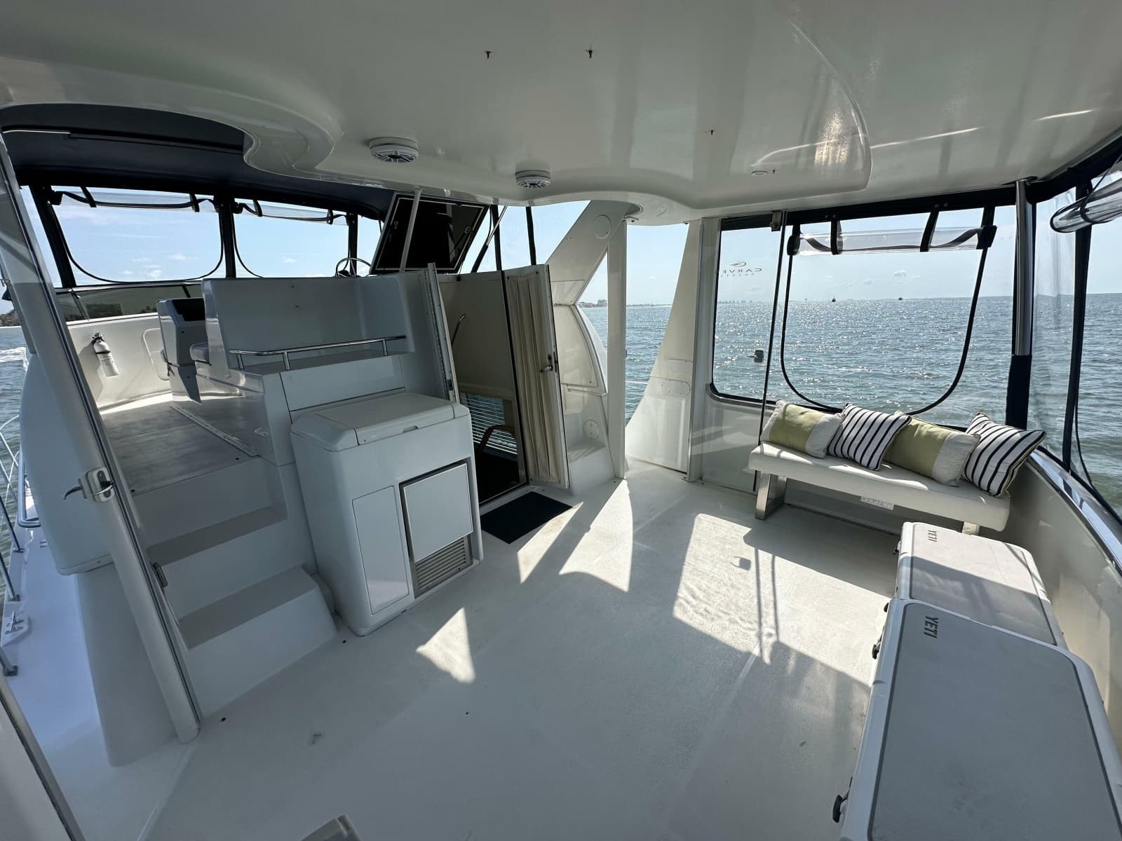 2000 Carver 406 Motor Yacht - Photo 10