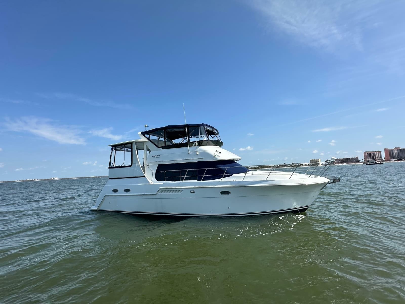 2000 Carver 406 Motor Yacht - Photo 6