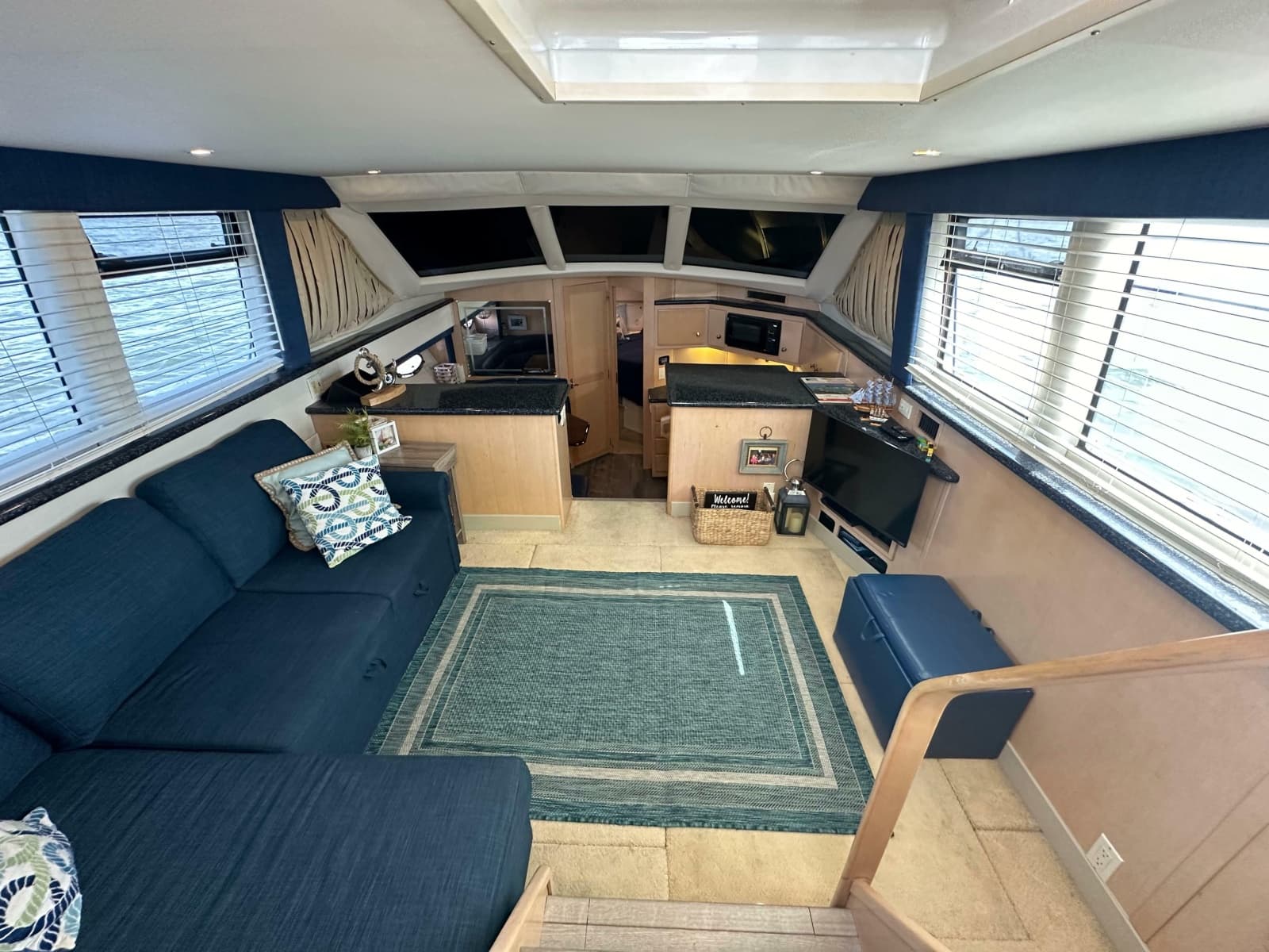 2000 Carver 406 Motor Yacht - Photo 16