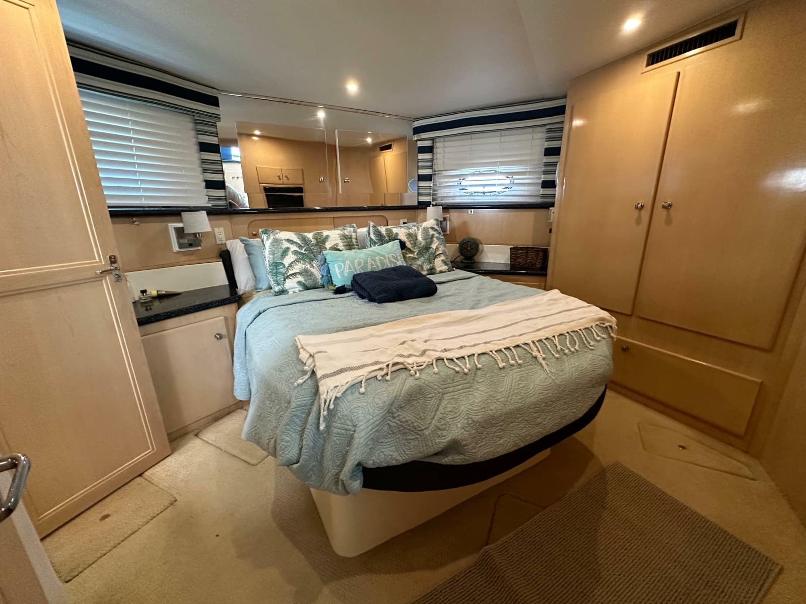 2000 Carver 406 Motor Yacht - Photo 27