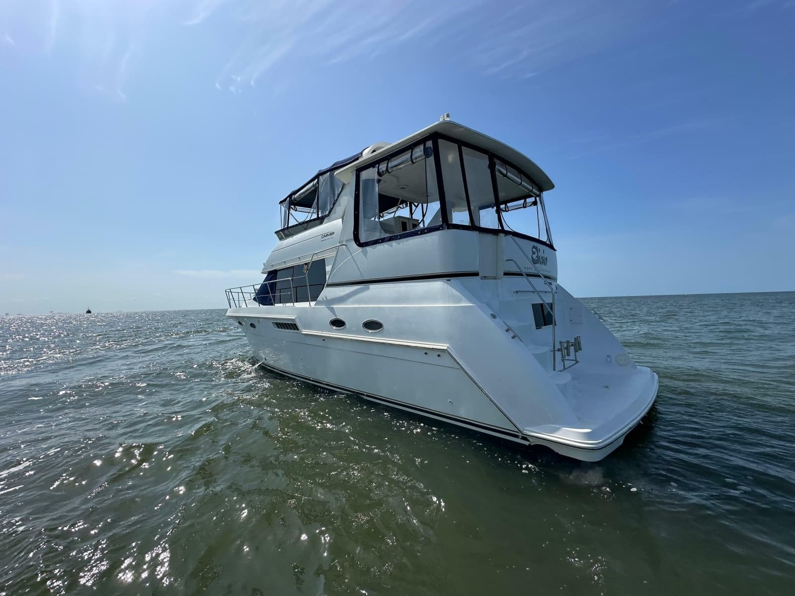 2000 Carver 406 Motor Yacht - Photo 8
