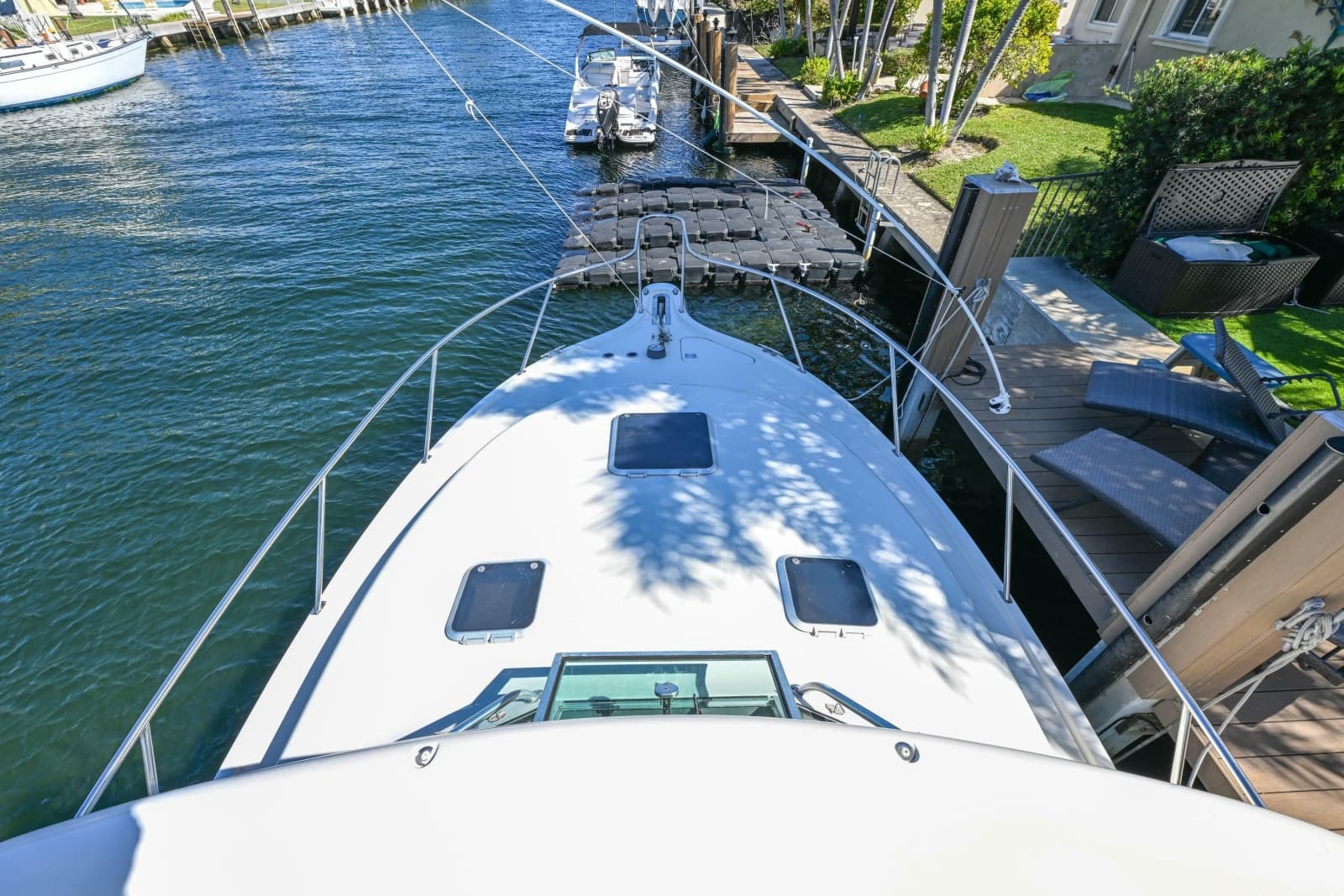 2000 Pursuit 3400 Express - Photo 12