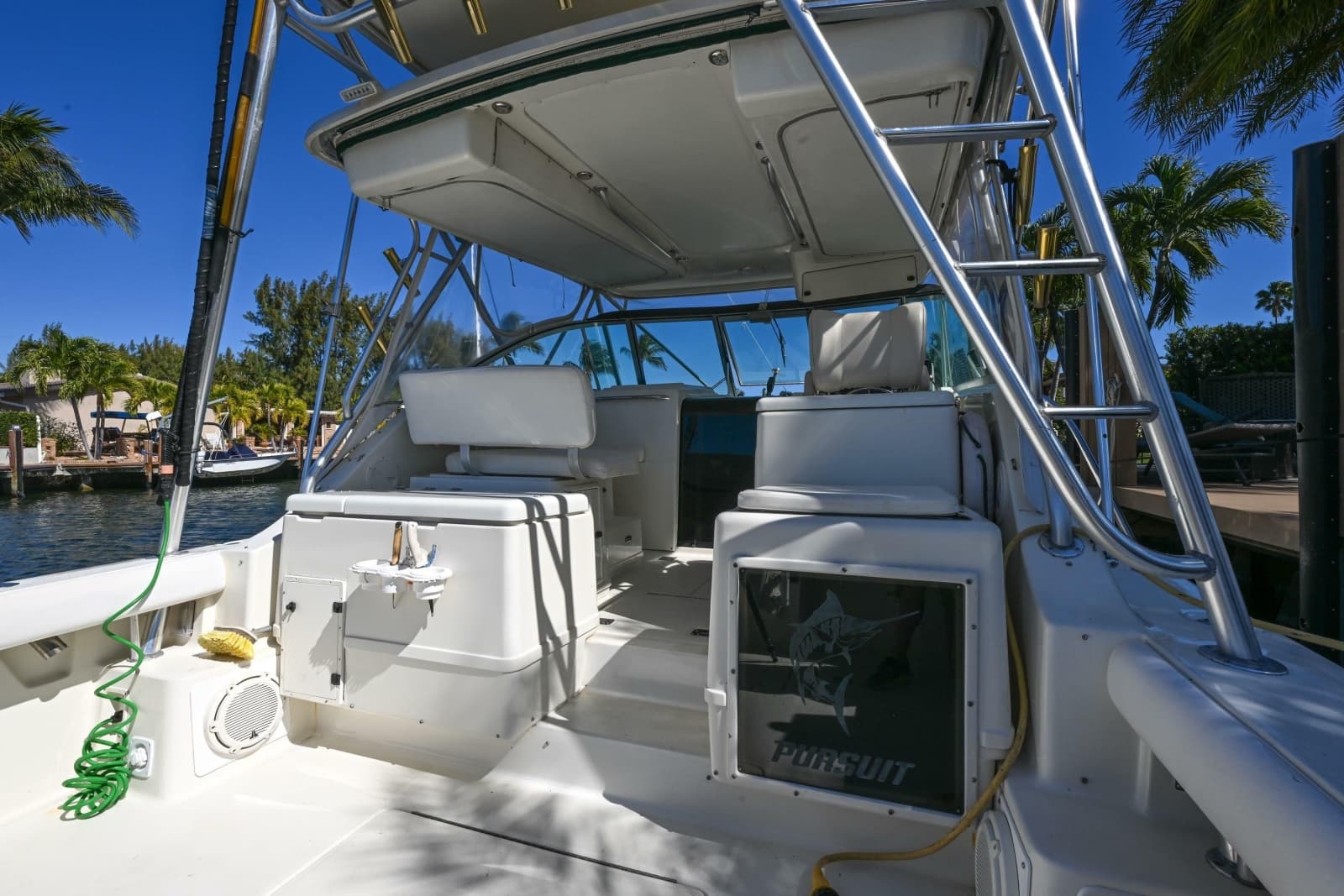 2000 Pursuit 3400 Express - Photo 28
