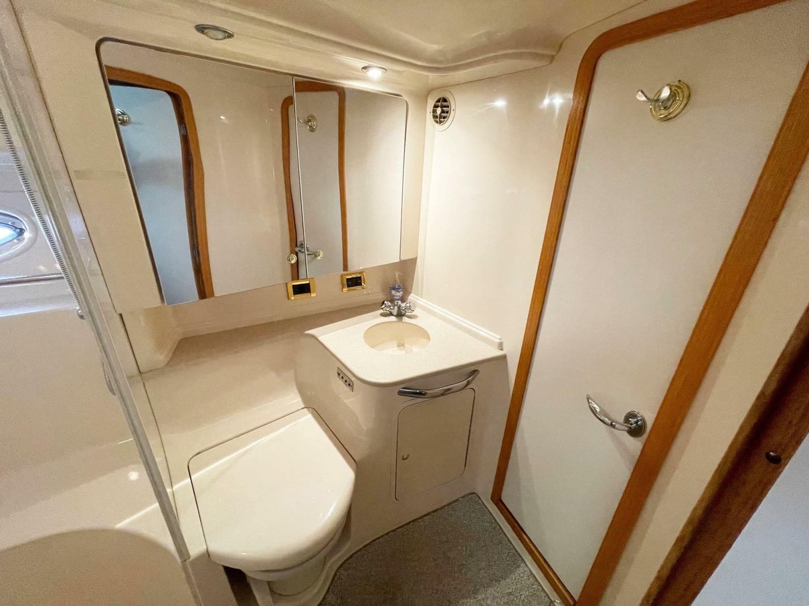 2000 Sea Ray Sundancer 460 - Photo 13
