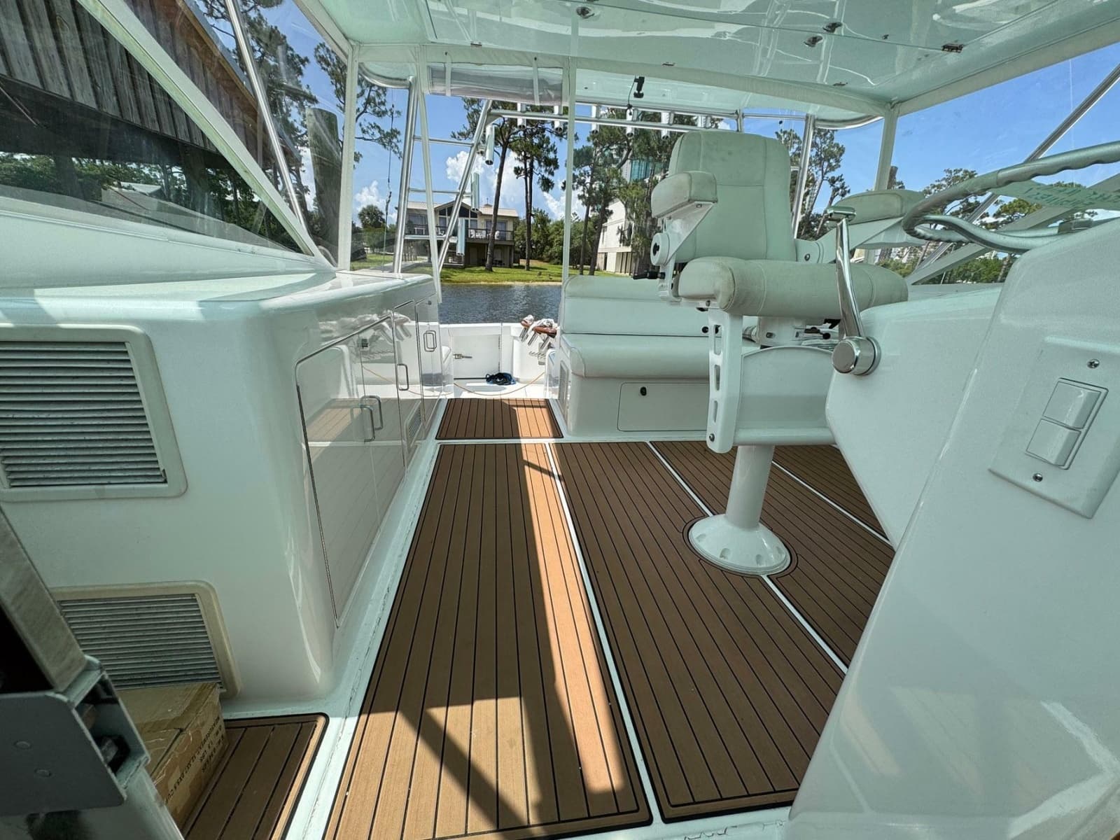 1999 Cabo 45 Express - Photo 4