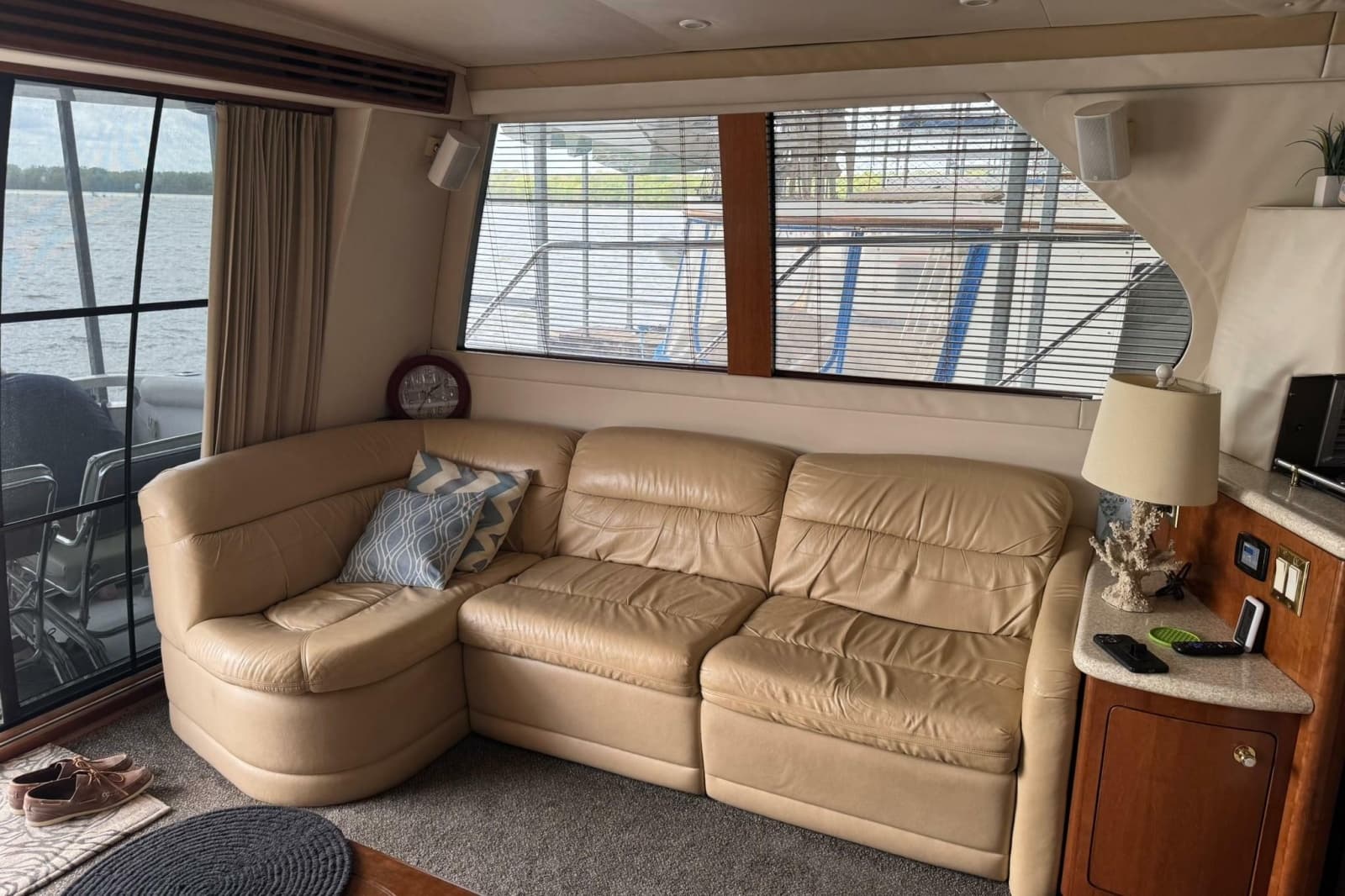 1999 Carver 450 Voyager Pilothouse - Photo 31