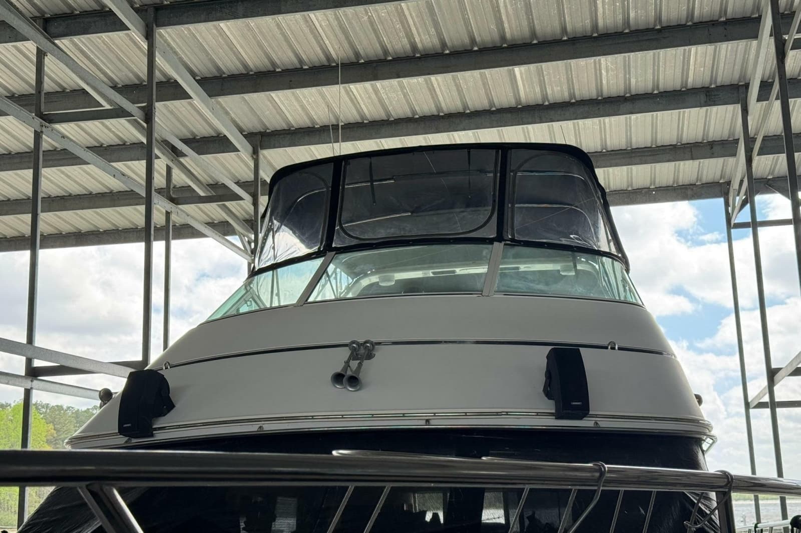 1999 Carver 450 Voyager Pilothouse - Photo 11