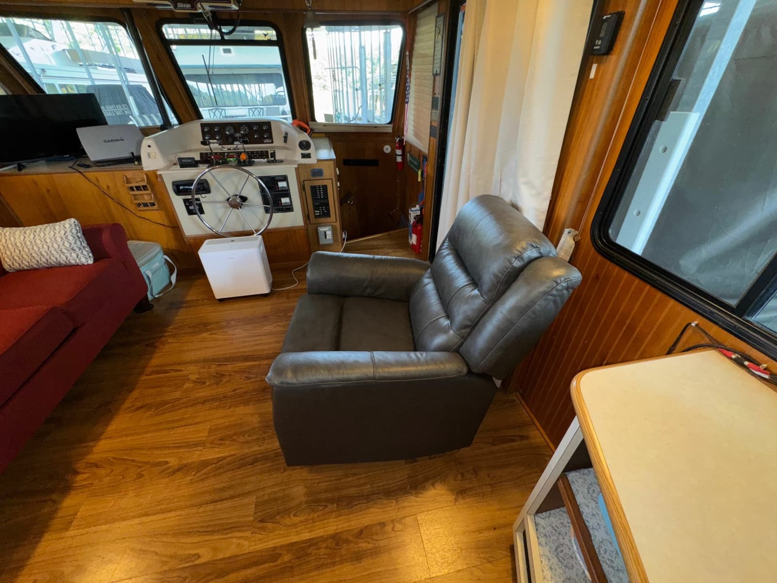1998 Gibson 47 Executive - Photo 45