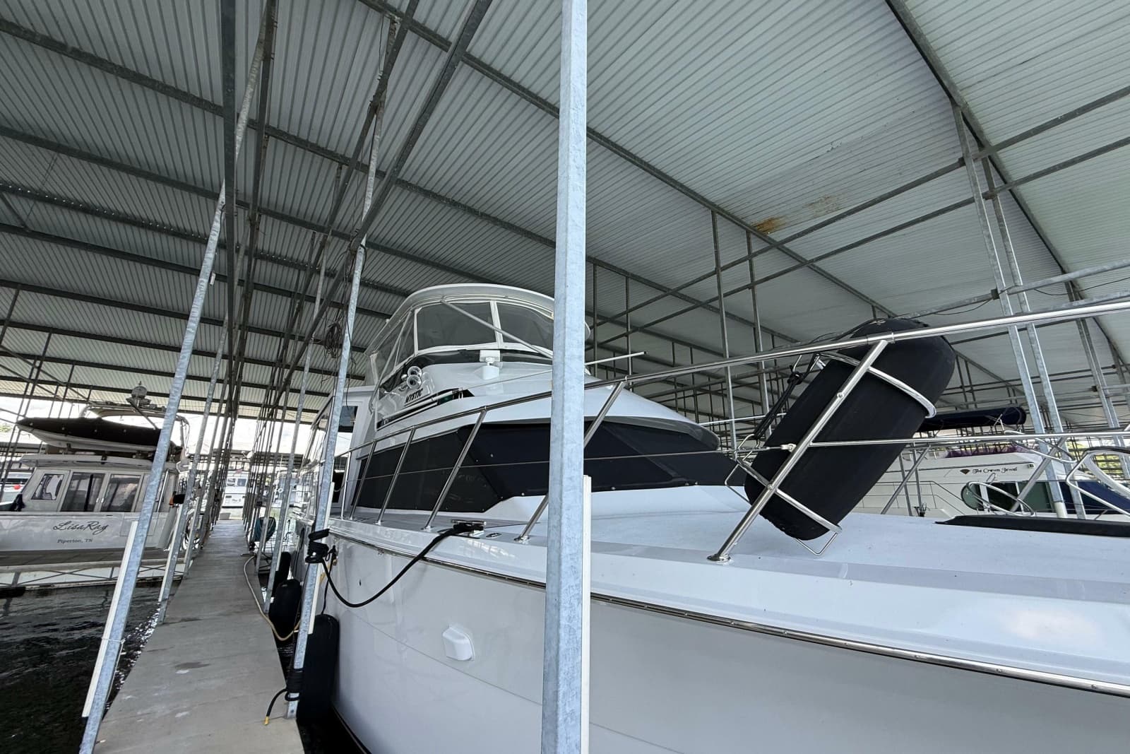 1998 Hatteras 52 Sport Deck Motor Yacht - Photo 5