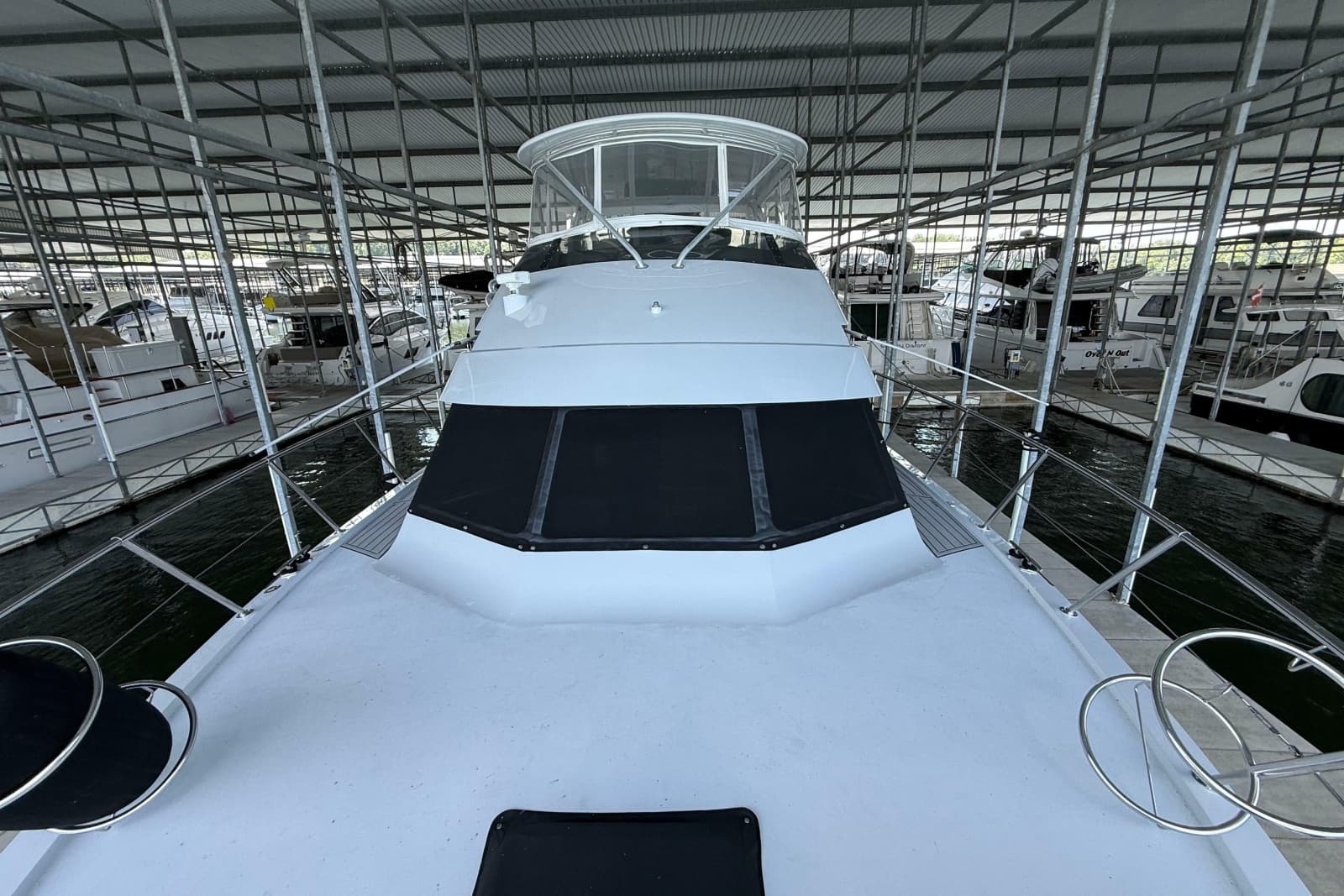 1998 Hatteras 52 Sport Deck Motor Yacht - Photo 11