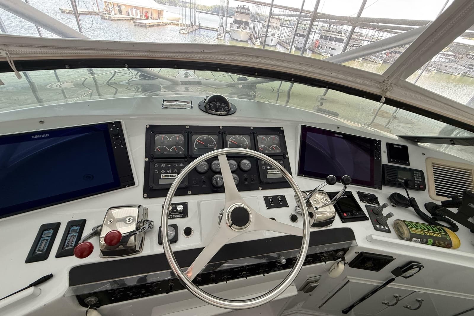 1998 Hatteras 52 Sport Deck Motor Yacht - Photo 22
