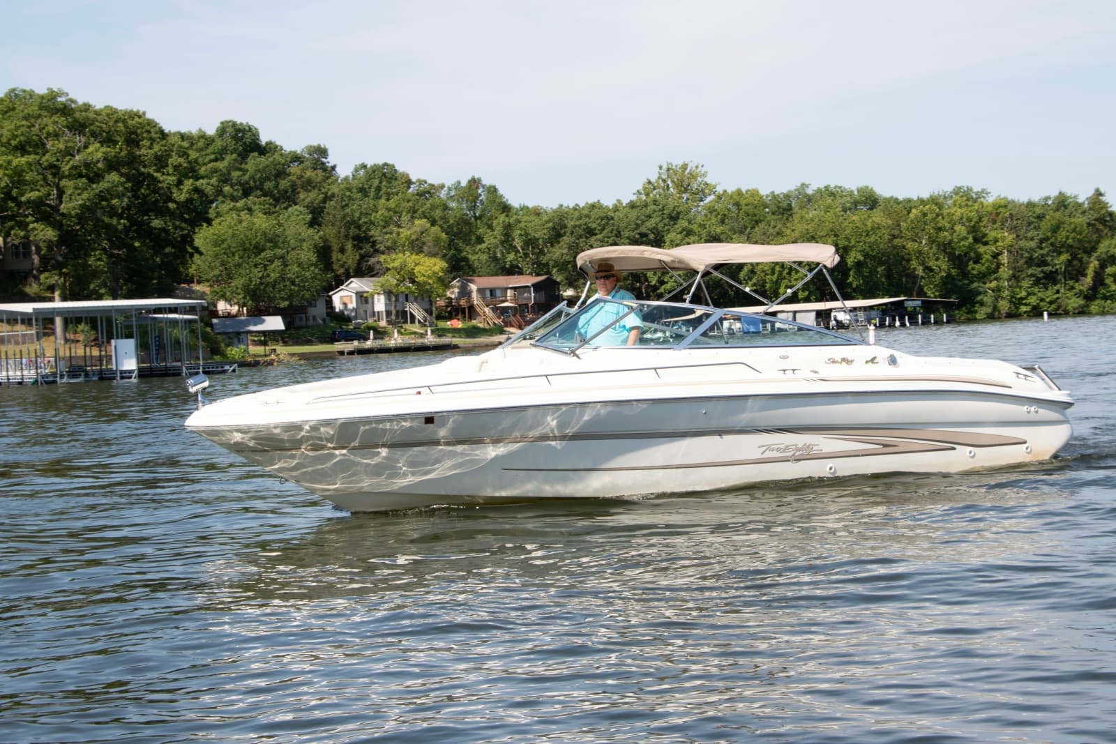 1998 Sea Ray 280 Bow Rider - Photo 3