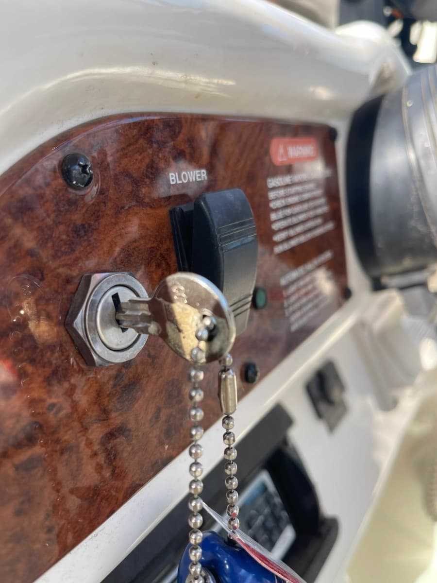 1998 Sea Ray 280 Bow Rider - Photo 8